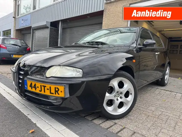2002 Alfa Romeo 147 in Black for sale