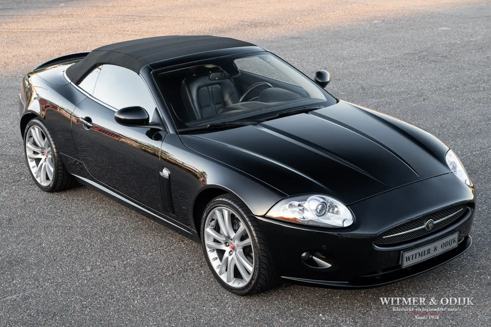 Jaguar XK 4.2 V8 Convertible Schwarz - 2