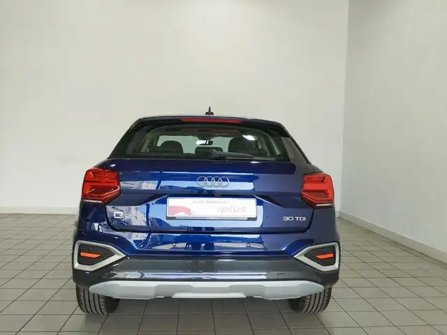 Audi Q2 view 5