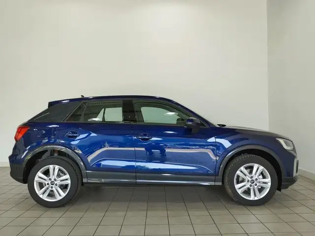 Audi Q2 view 3