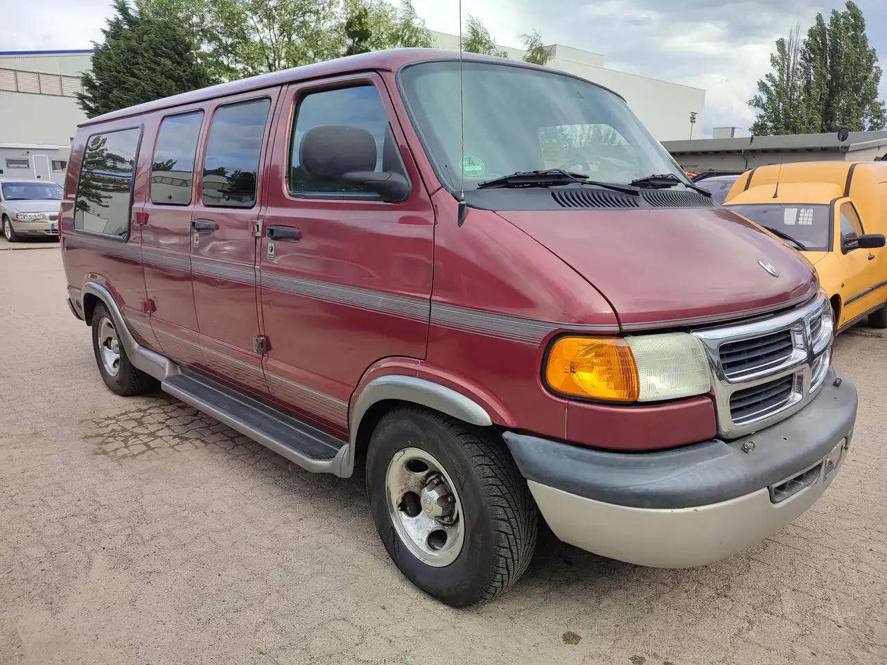 Dodge RAM 1500 CONVERSION PRIME TIME VAN/ 5.2 LPG/ V8, foto 3