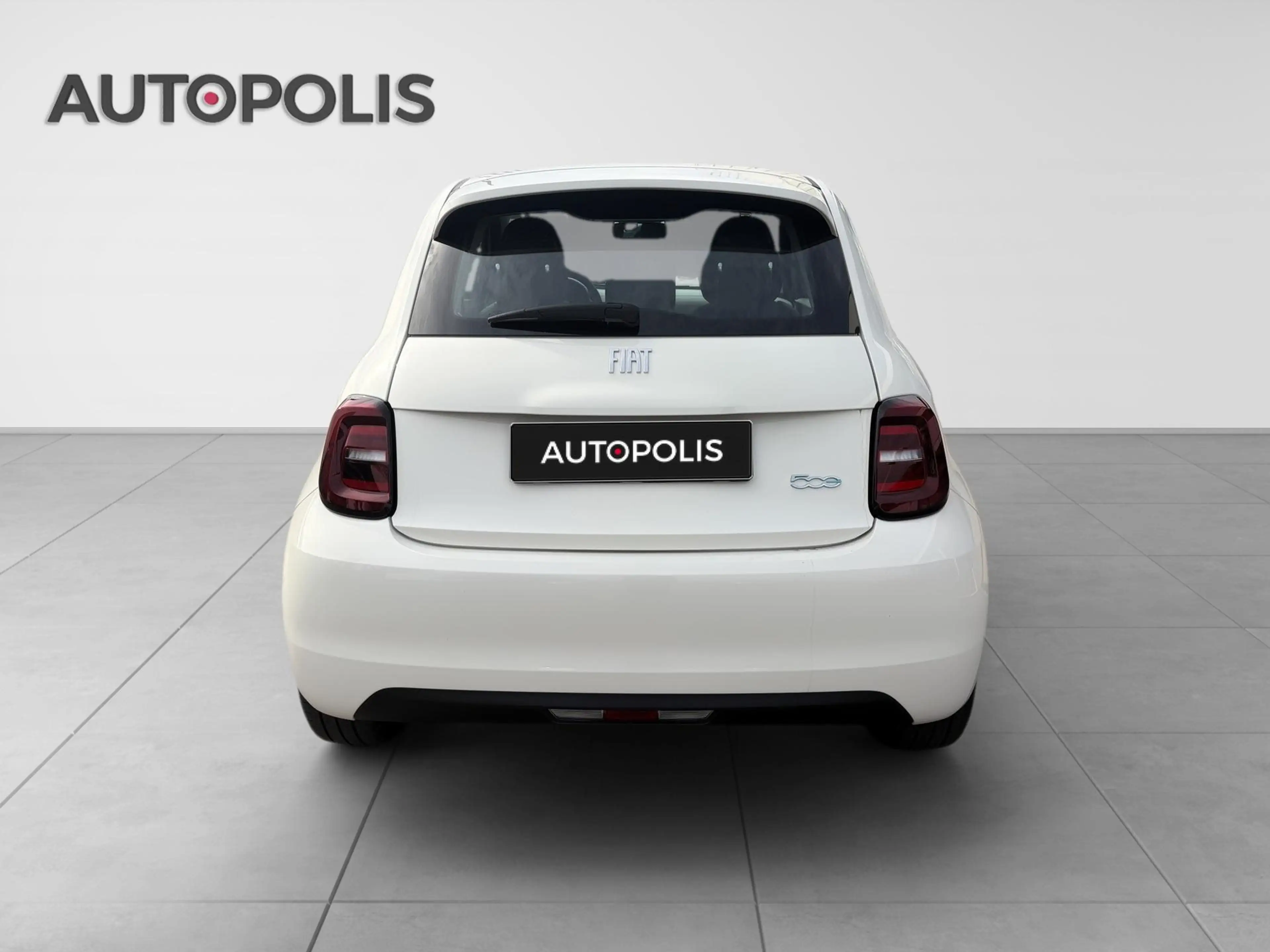 Fiat 500e 500e 42 kWh LIMO — photo 15