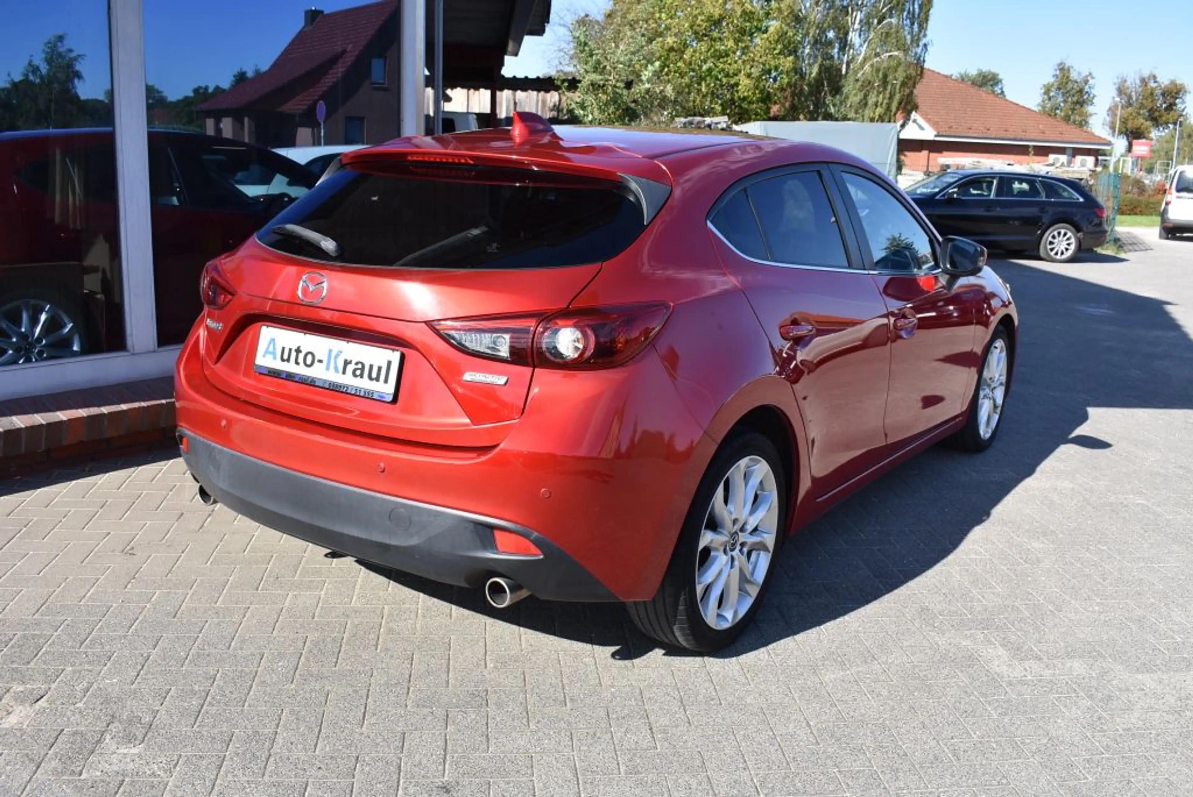 Mazda 3 SKYACTIV-D 150 Sports-Line Automatik Bi-Xenon Navi — photo 3