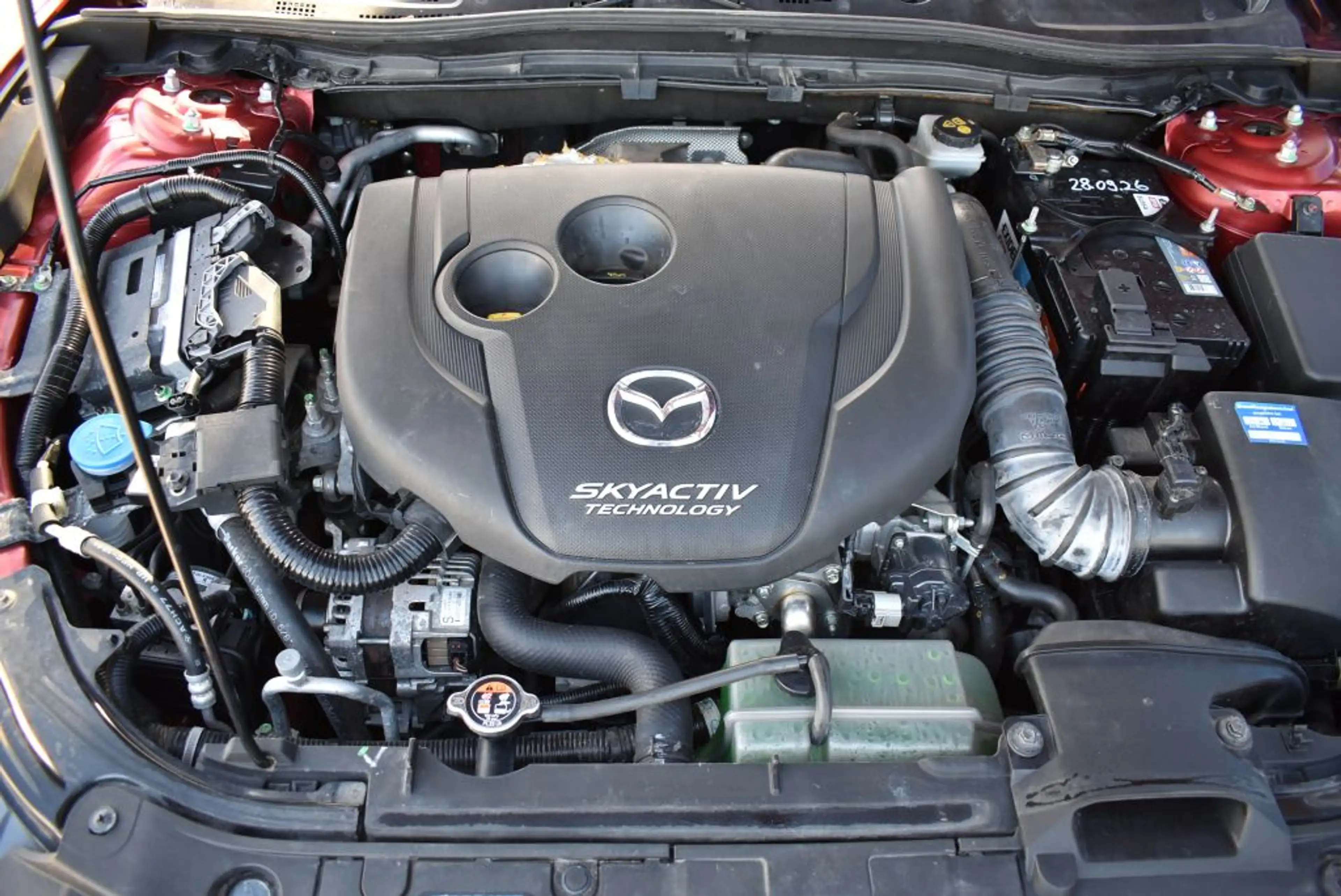 Mazda 3 SKYACTIV-D 150 Sports-Line Automatik Bi-Xenon Navi — photo 9