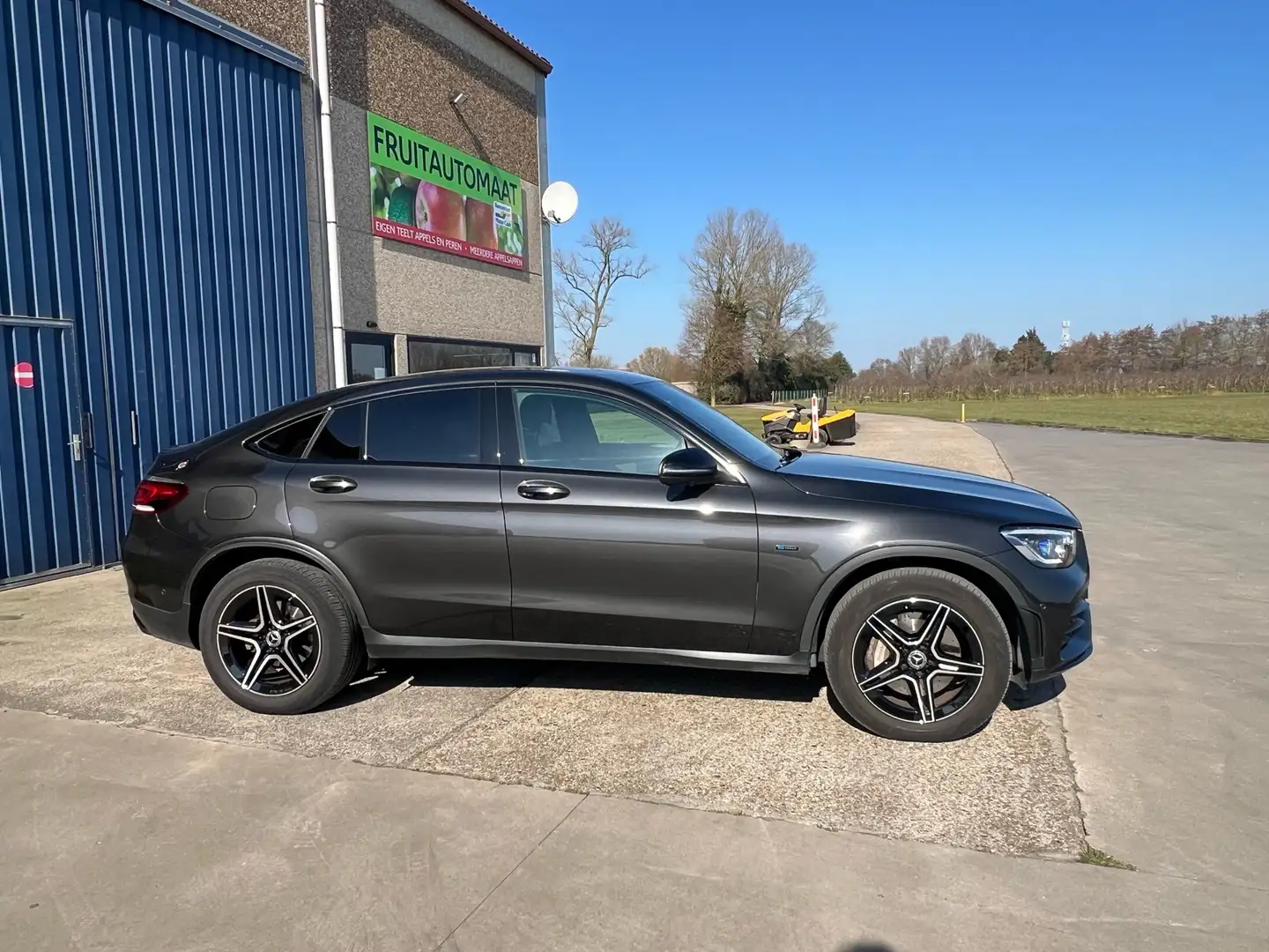 Mercedes-Benz GLC 300 de 4Matic 9G-TRONIC AMG Line Coupé Zwart - 2