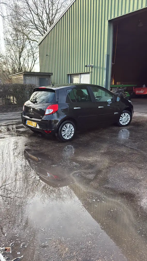 Renault Clio 1.2 TCe Collection Zwart - 2