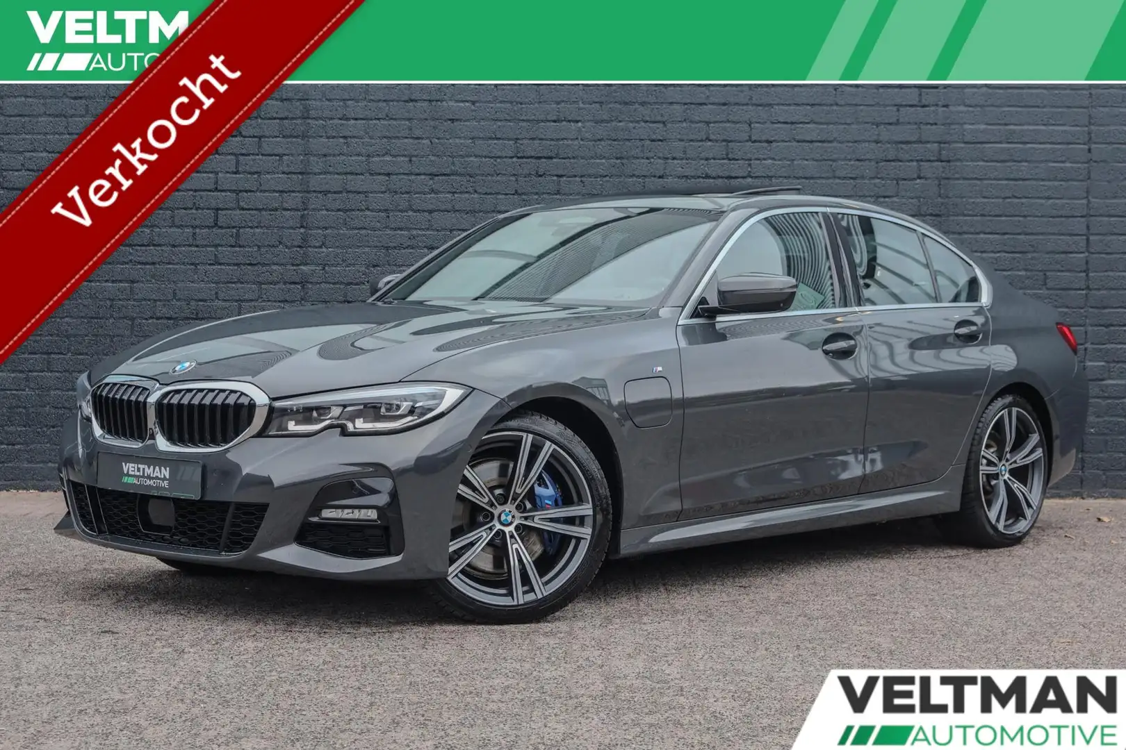 BMW 330 3-serie 330e High Executive M-SPORT PANO ADAPTIVE Grijs - 1