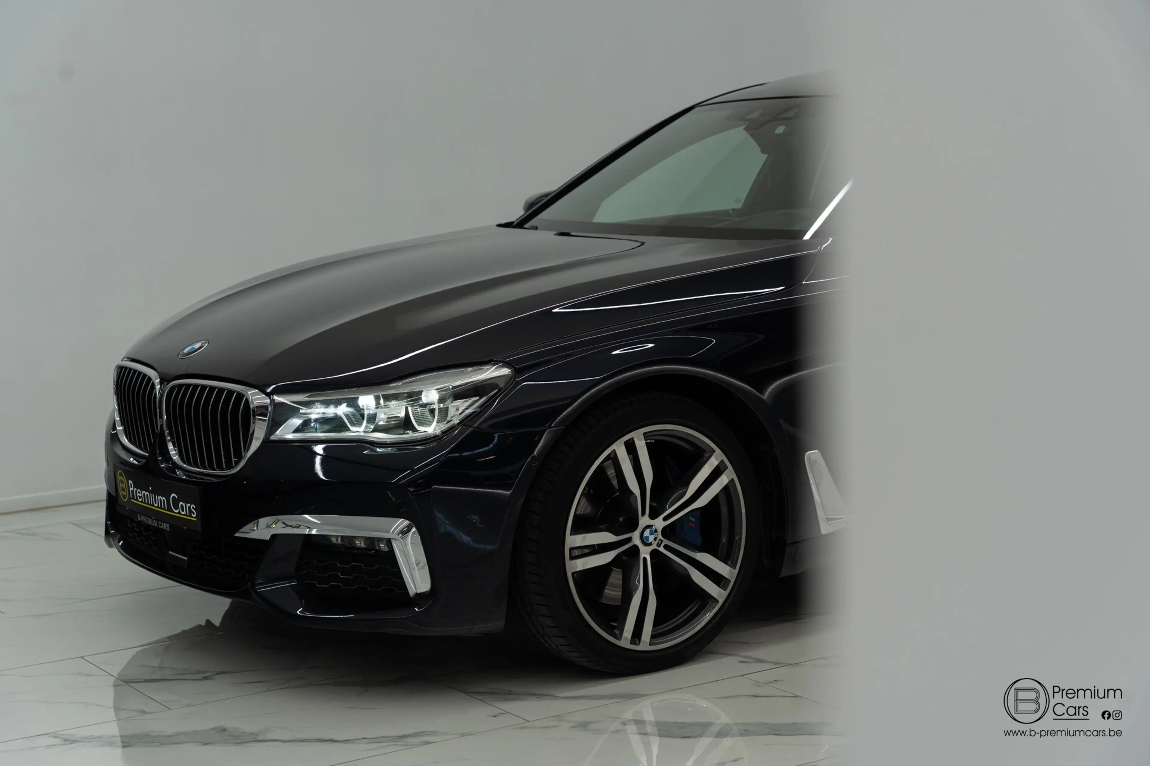 BMW 740 d M-pack Individual! FULL OPTIONS!! Carbon core! — photo 12