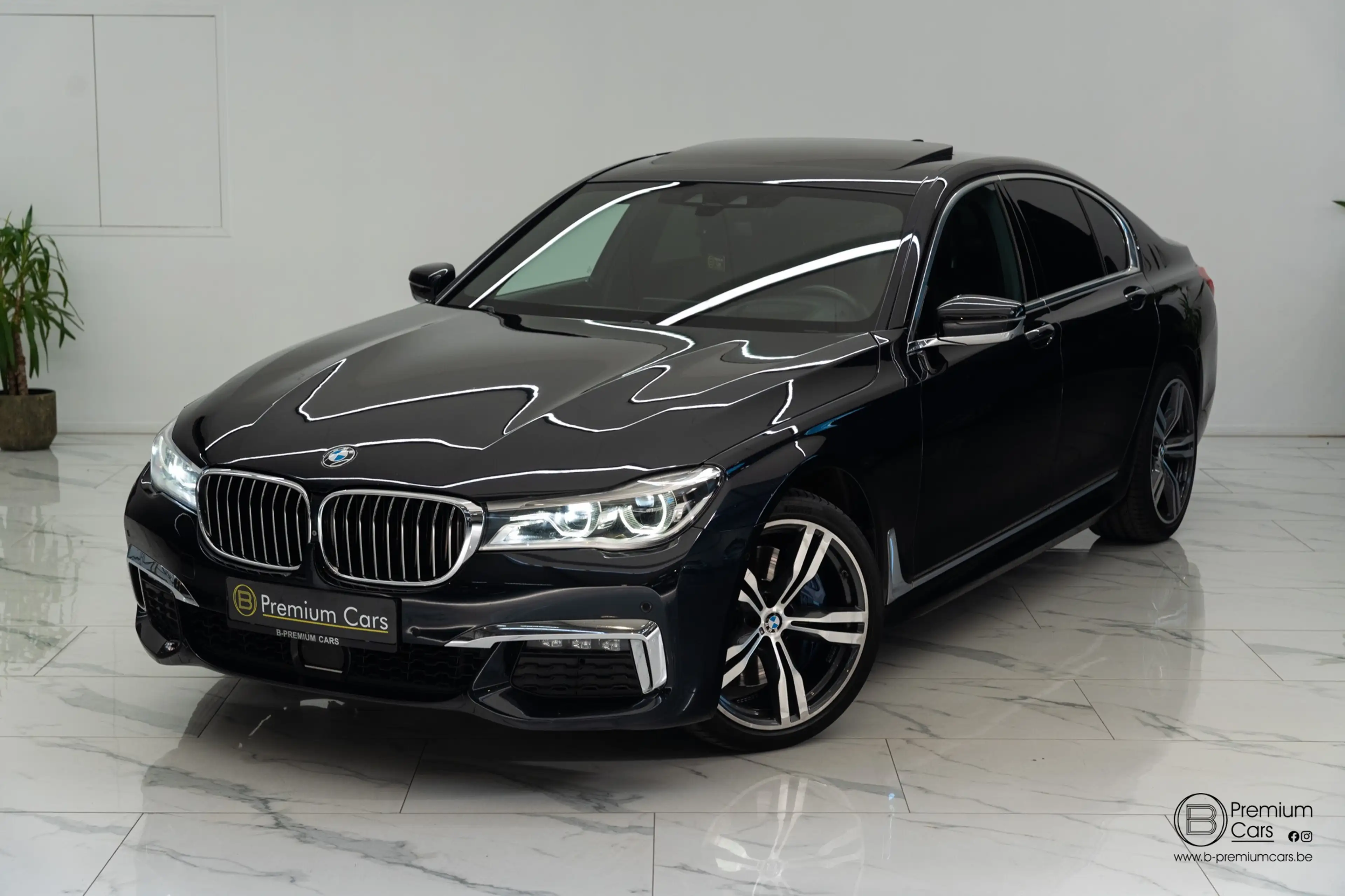 BMW 740 d M-pack Individual! FULL OPTIONS!! Carbon core! — photo 2