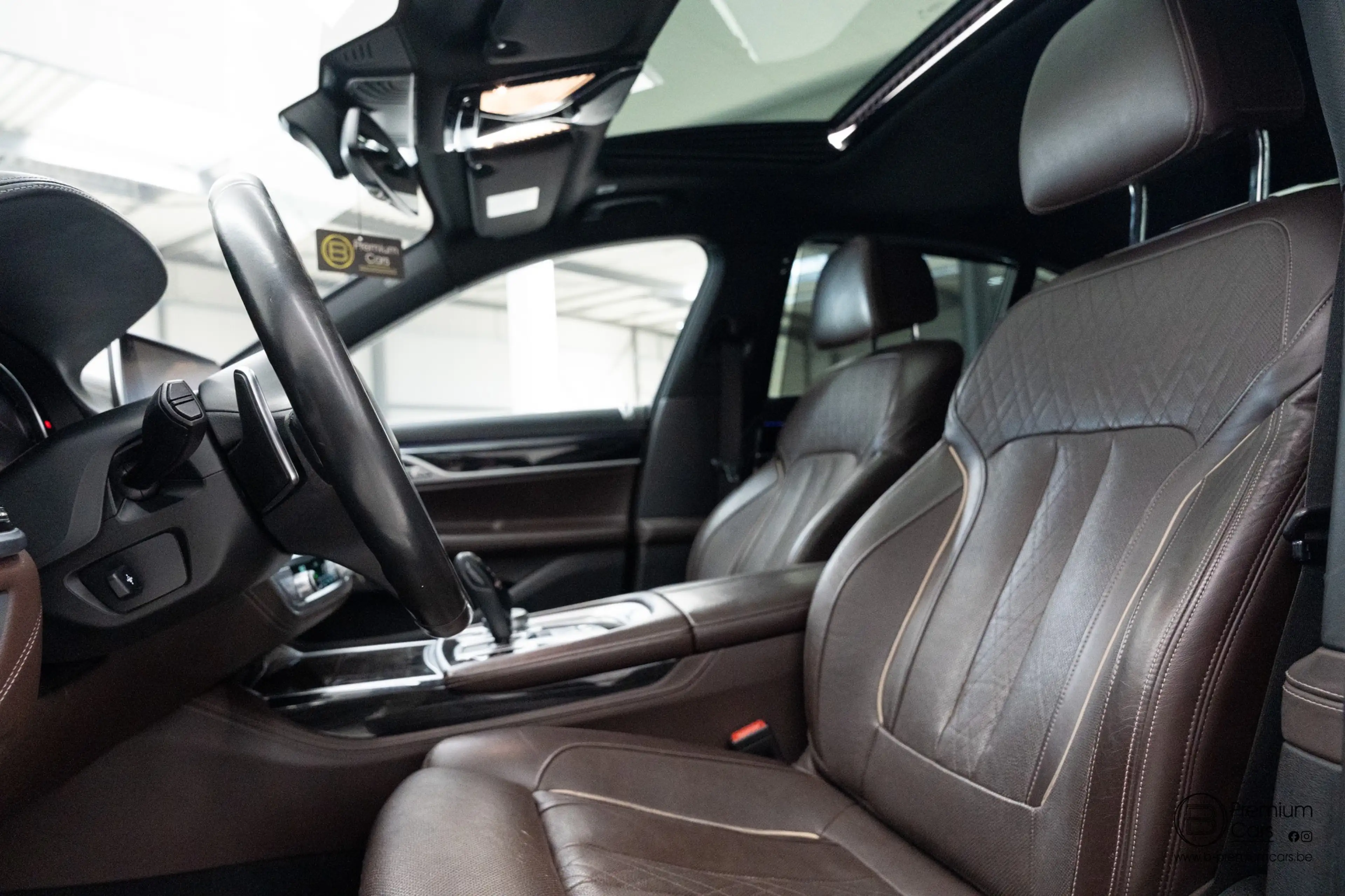 BMW 740 d M-pack Individual! FULL OPTIONS!! Carbon core! — photo 10