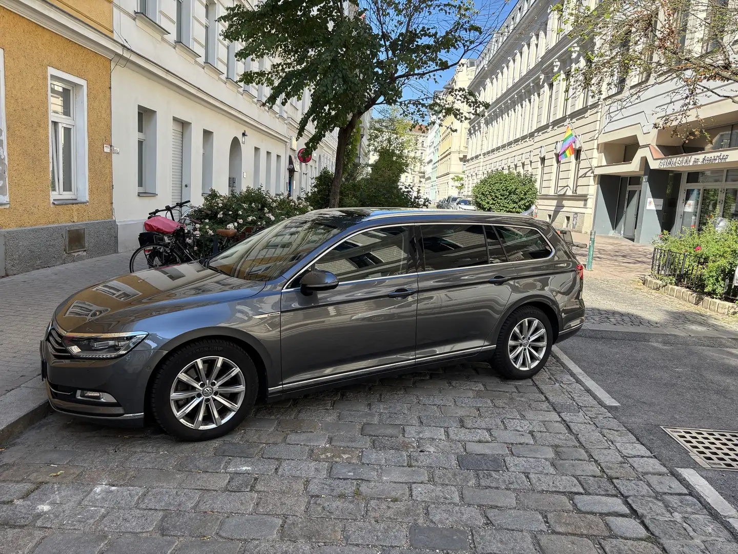 Volkswagen Passat Variant SCR Highline TDI 4Motion DSG - 1