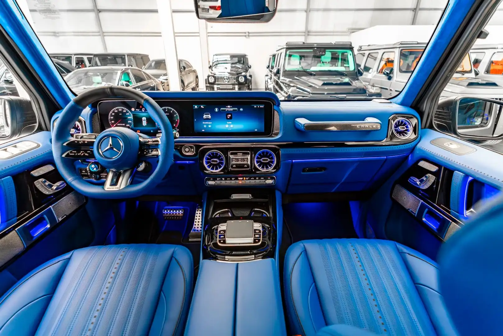 Mercedes-Benz G 63 AMG / Customized Leather-Lapis Blue / 2025 Gris - 2