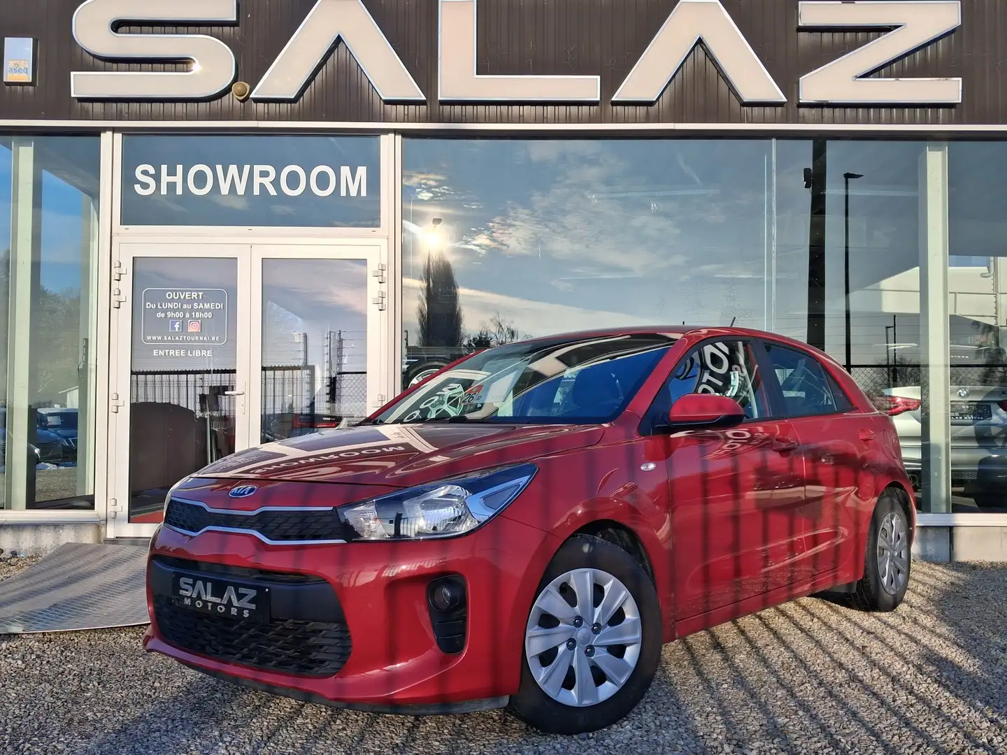 Kia Rio Rio 1.2 Attract / NAVI / CAMERA / CARPLAY / USB Rouge - 1
