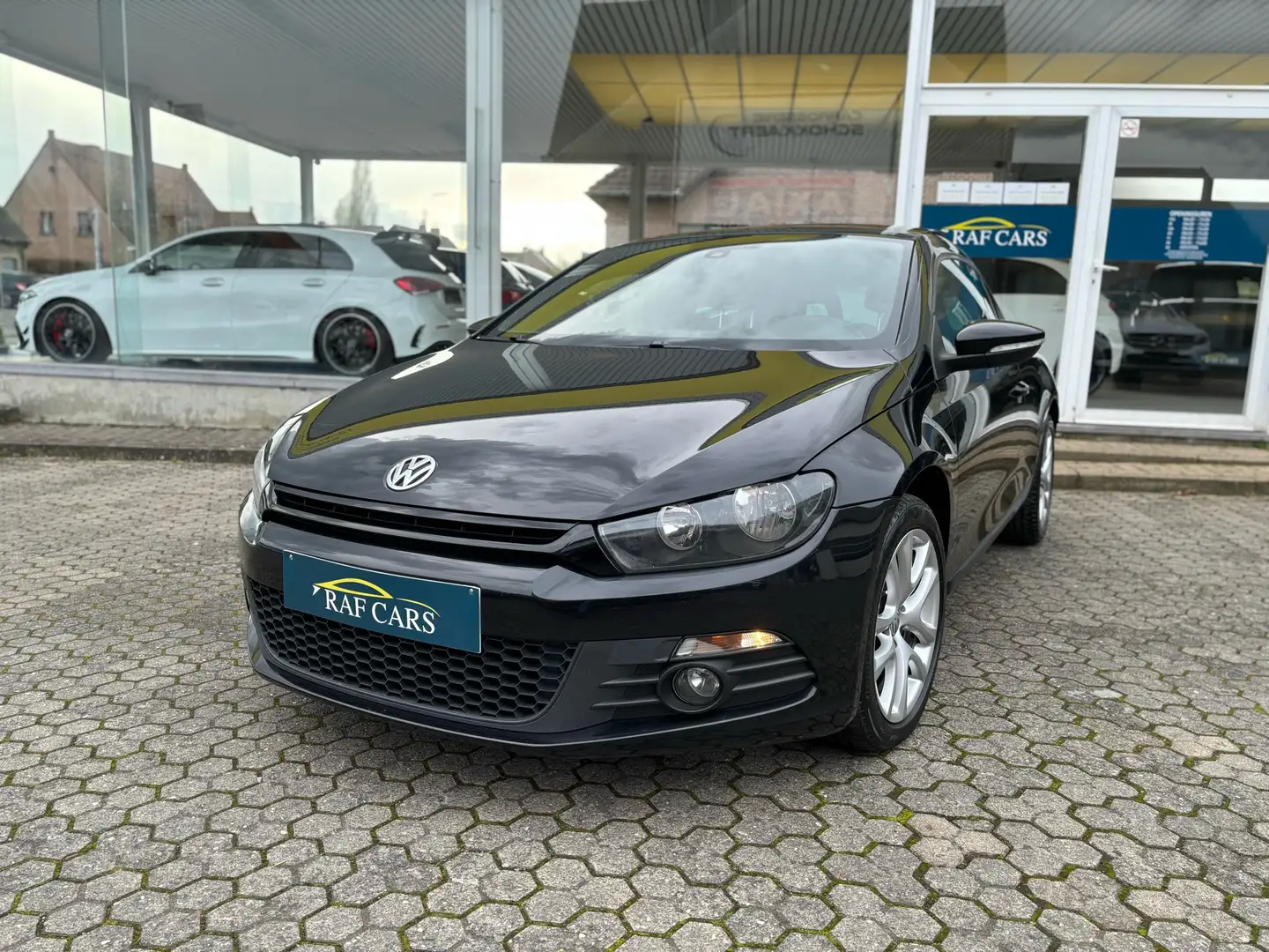 Volkswagen Scirocco 1.4 TSI // PANORAMA / GARANTIE // CAR-PASS // Noir - 1