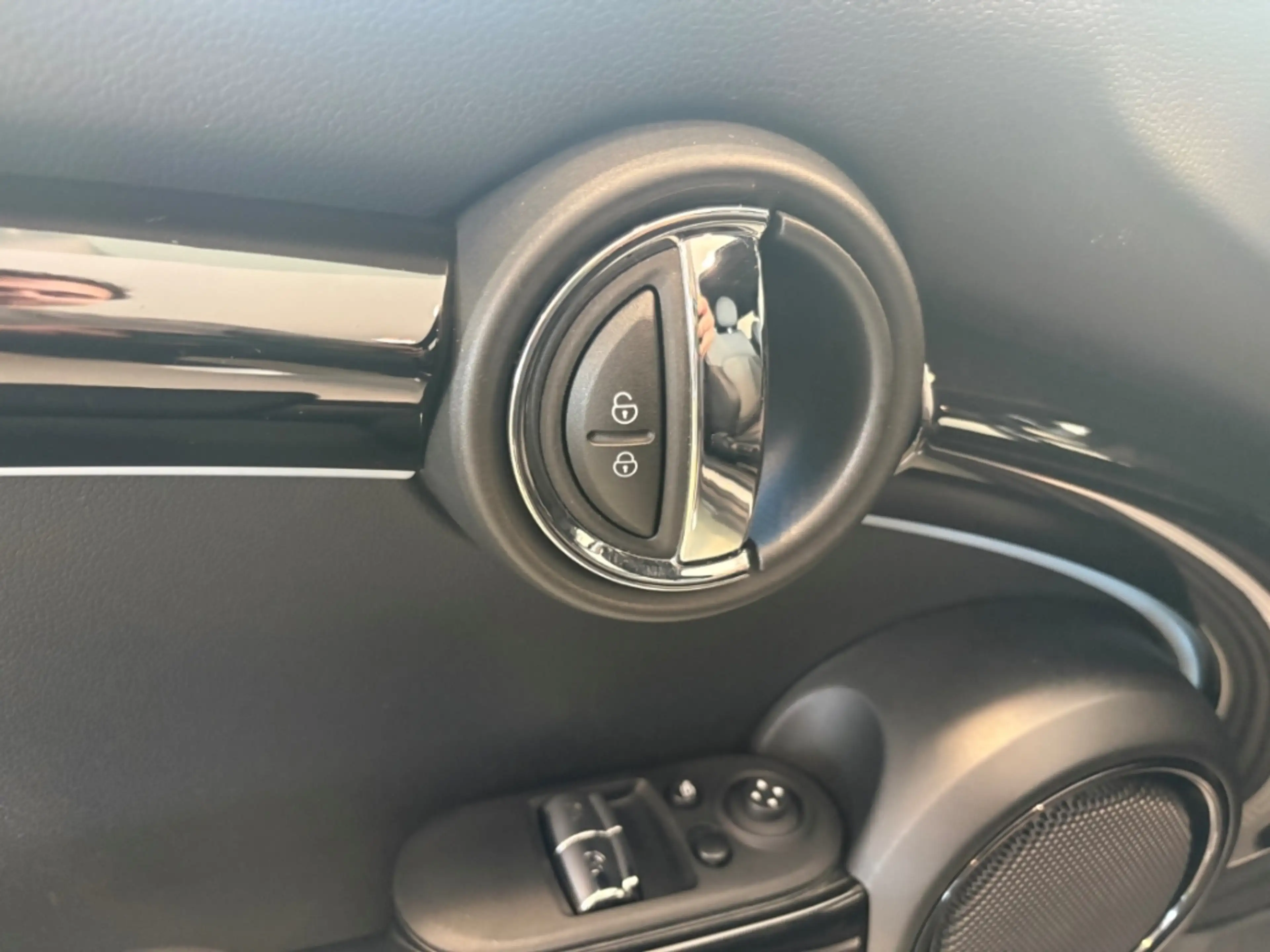 MINI Cooper SE 3-Türer Navi Digitales Cockpit Memory Sitze LED Ap — photo 10