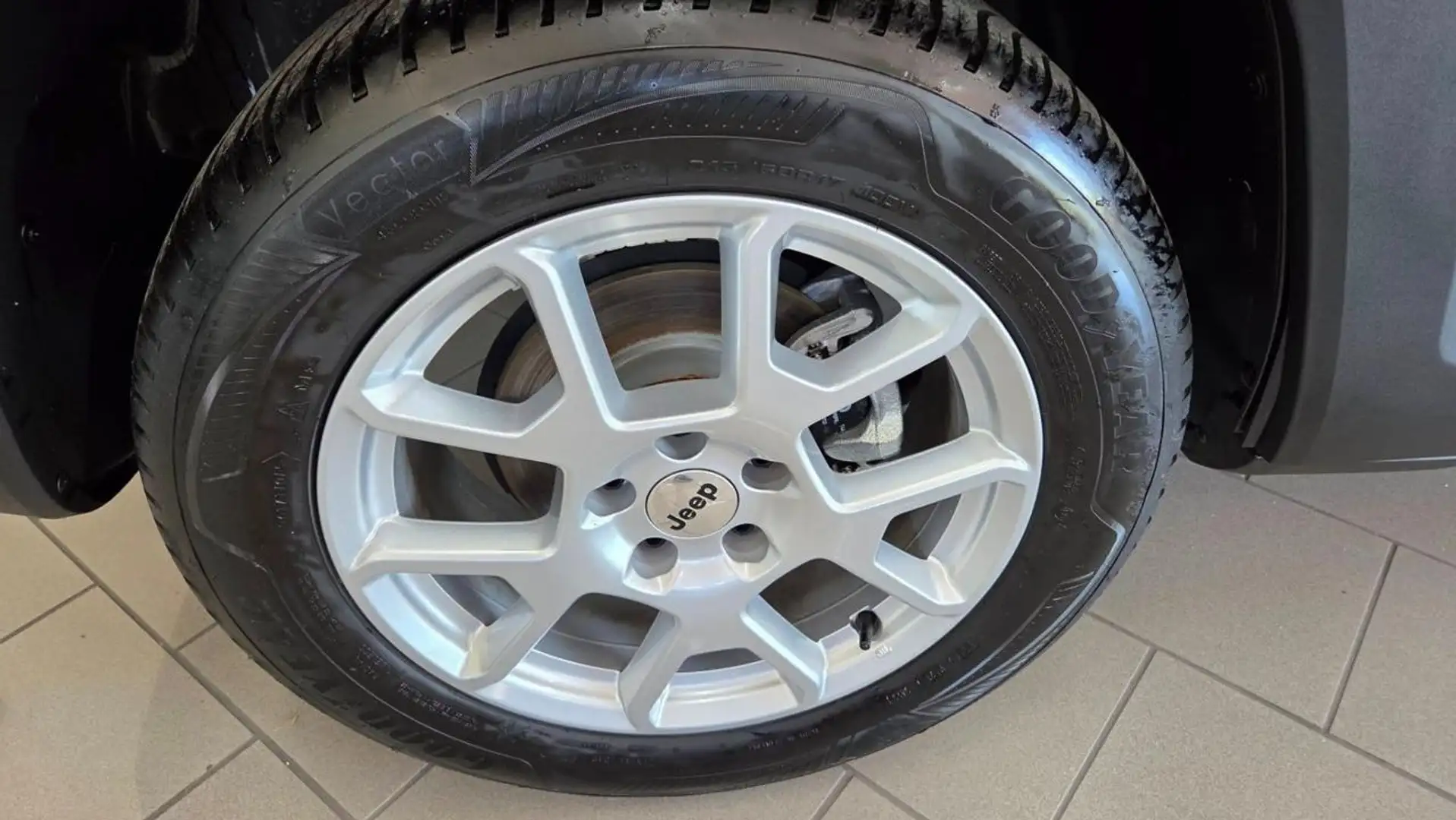 Jeep Renegade 1.6 Mjt 130 CV Limited + LED NAVI E RETROCAMERA Grigio - 2