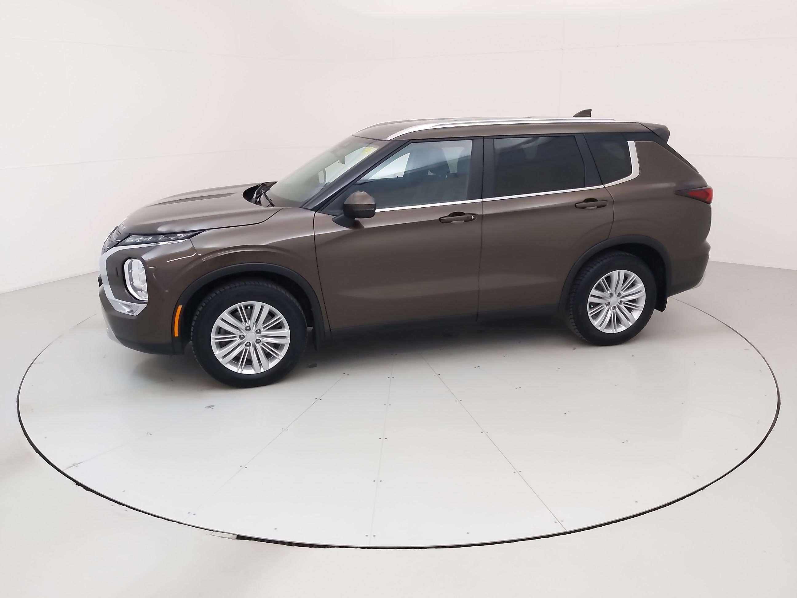 2024 Mitsubishi Outlander