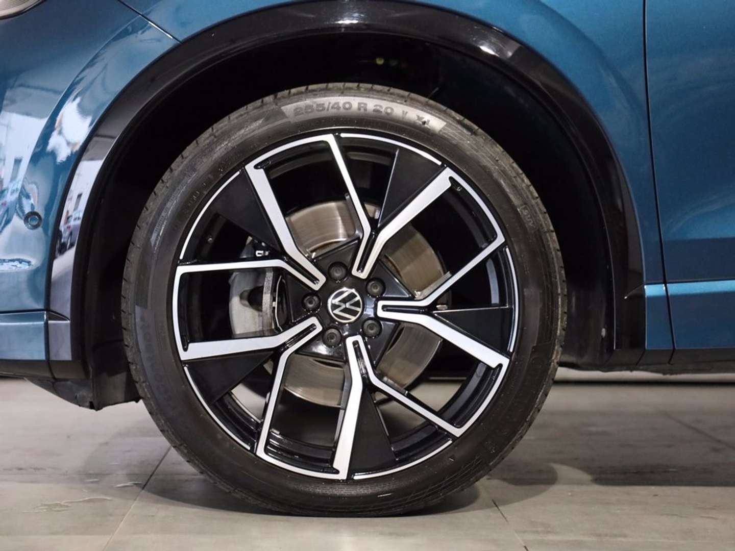 Volkswagen TIGUAN R-Line -  - Joinsteer - #5