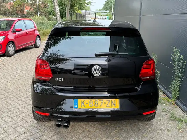 Volkswagen Polo view 8