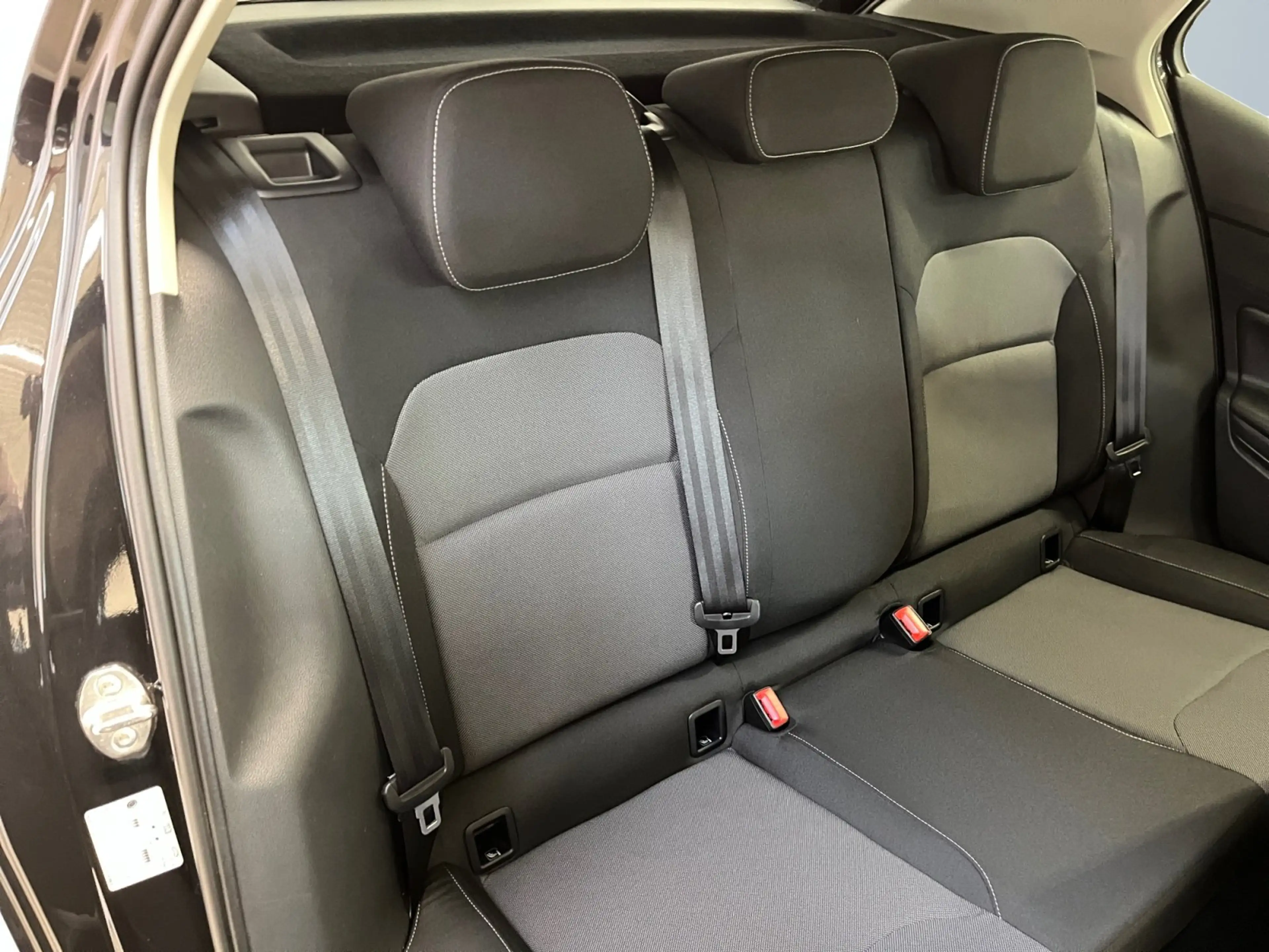 Skoda Fabia Drive 1.0 TSI DSG FernlichtAssist Kamera — photo 13