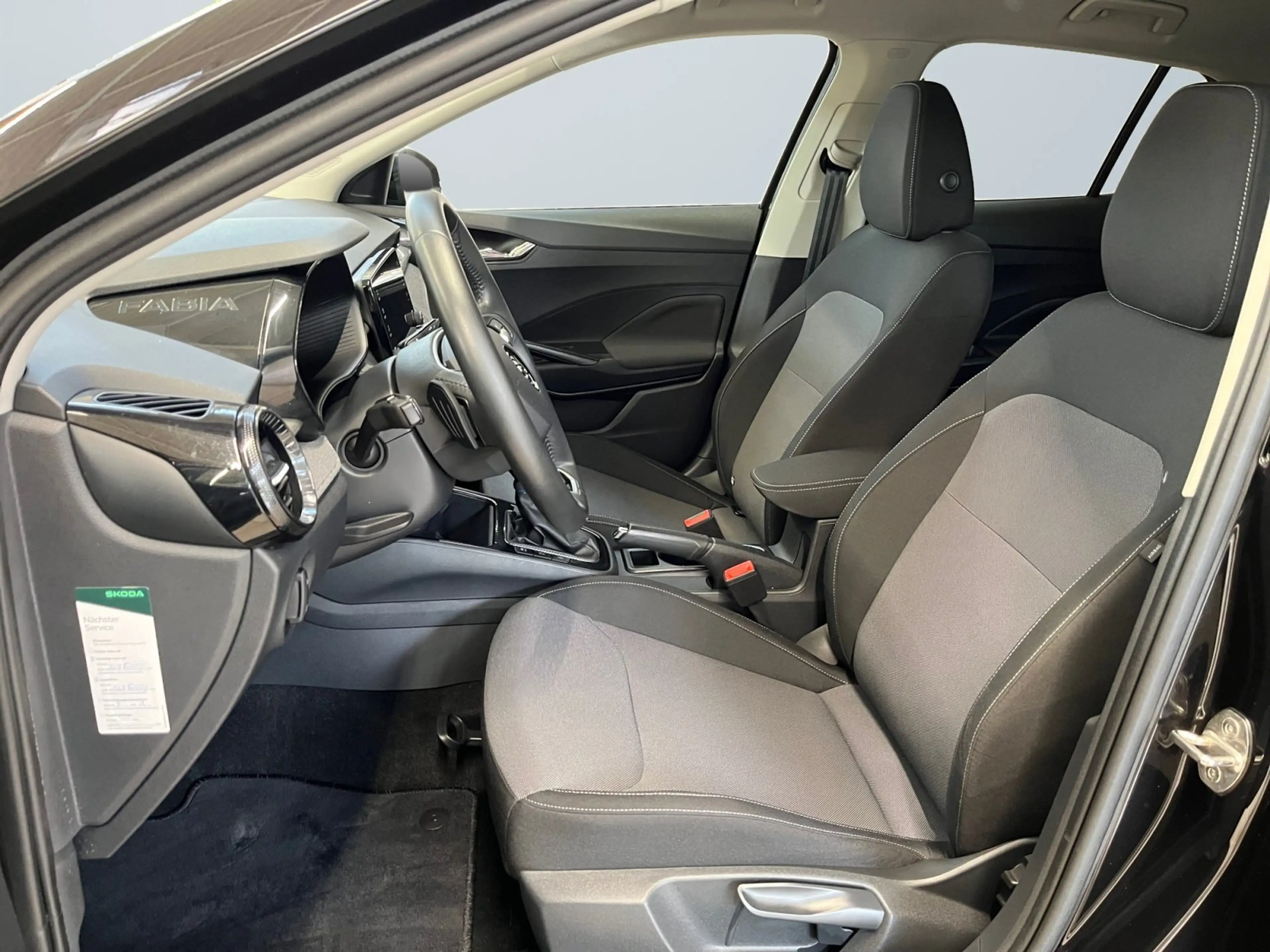 Skoda Fabia Drive 1.0 TSI DSG FernlichtAssist Kamera — photo 9