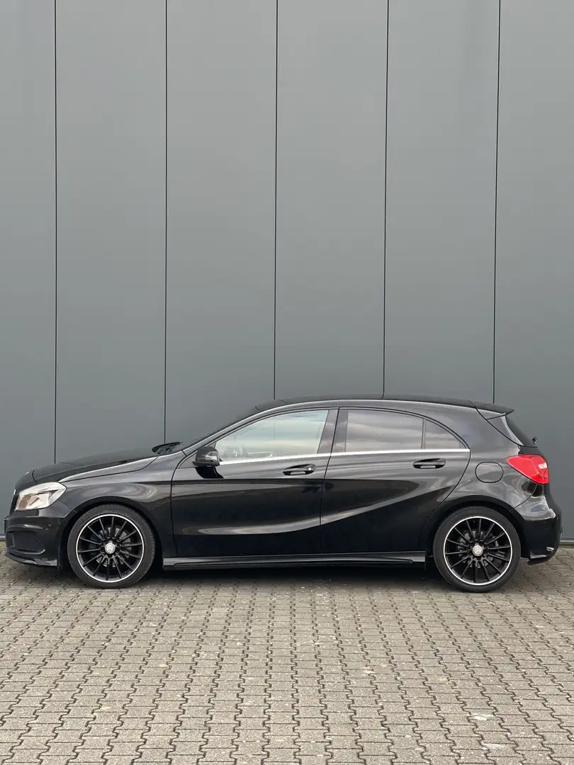Mercedes-Benz A 200 Prestige automaat ! amg pakket Fekete - 2
