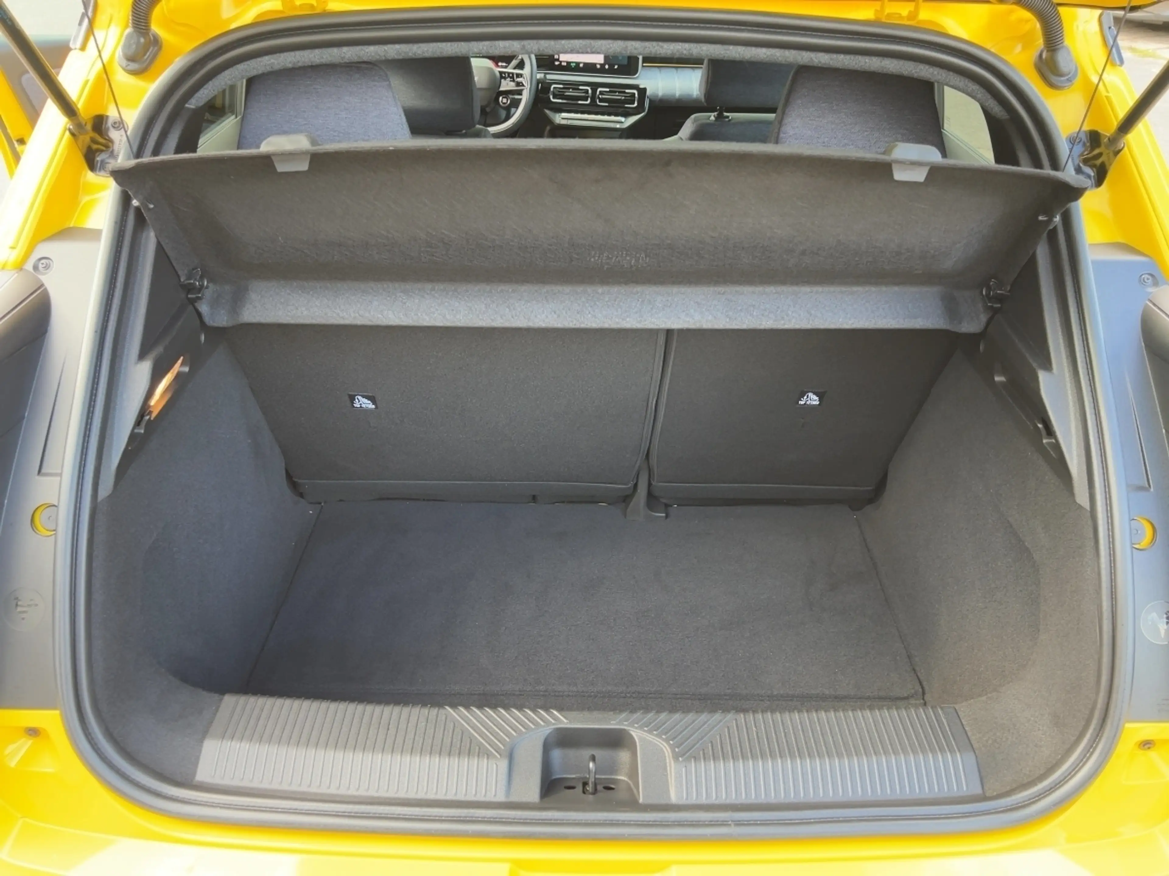 Renault R 5 Techno 150 Comfort Range — photo 18