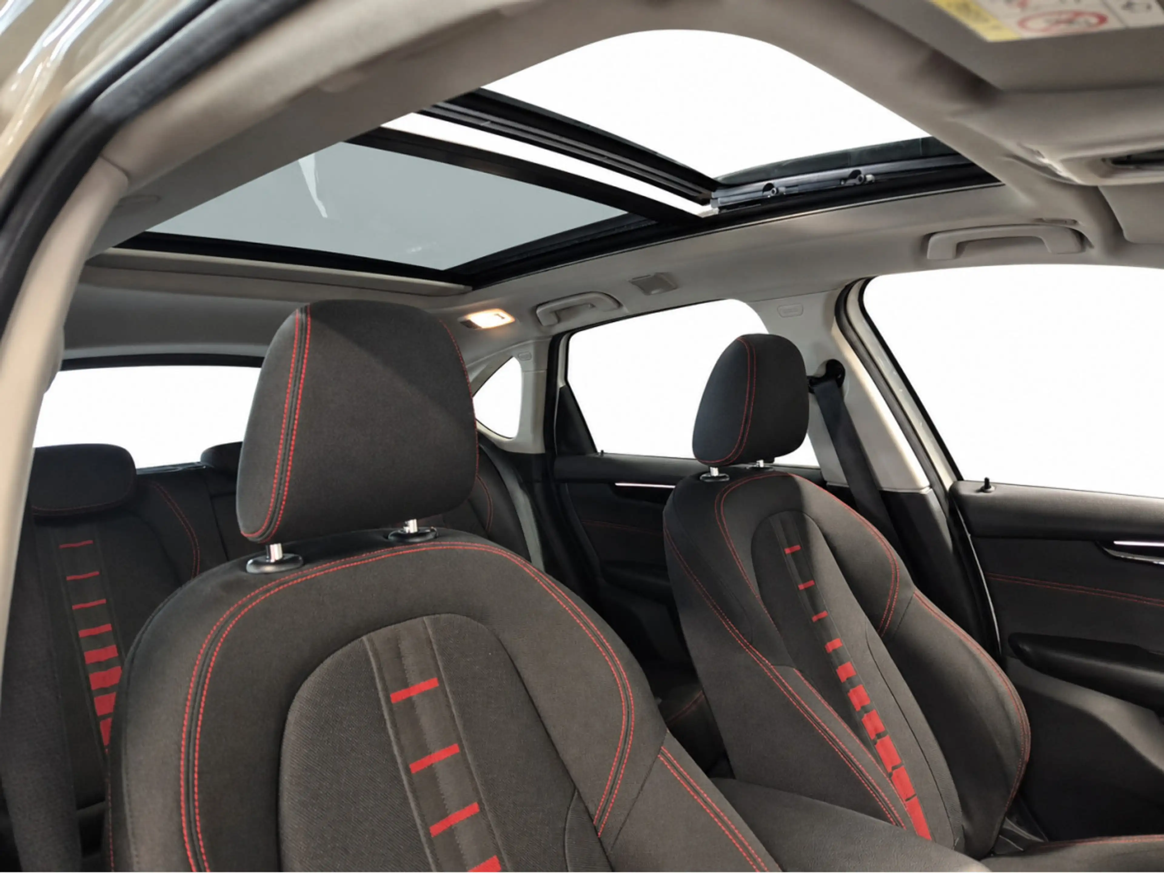 BMW 225 Active Tourer XE Hybrid PLUG IN iPERFORMANCE SPORT — photo 6