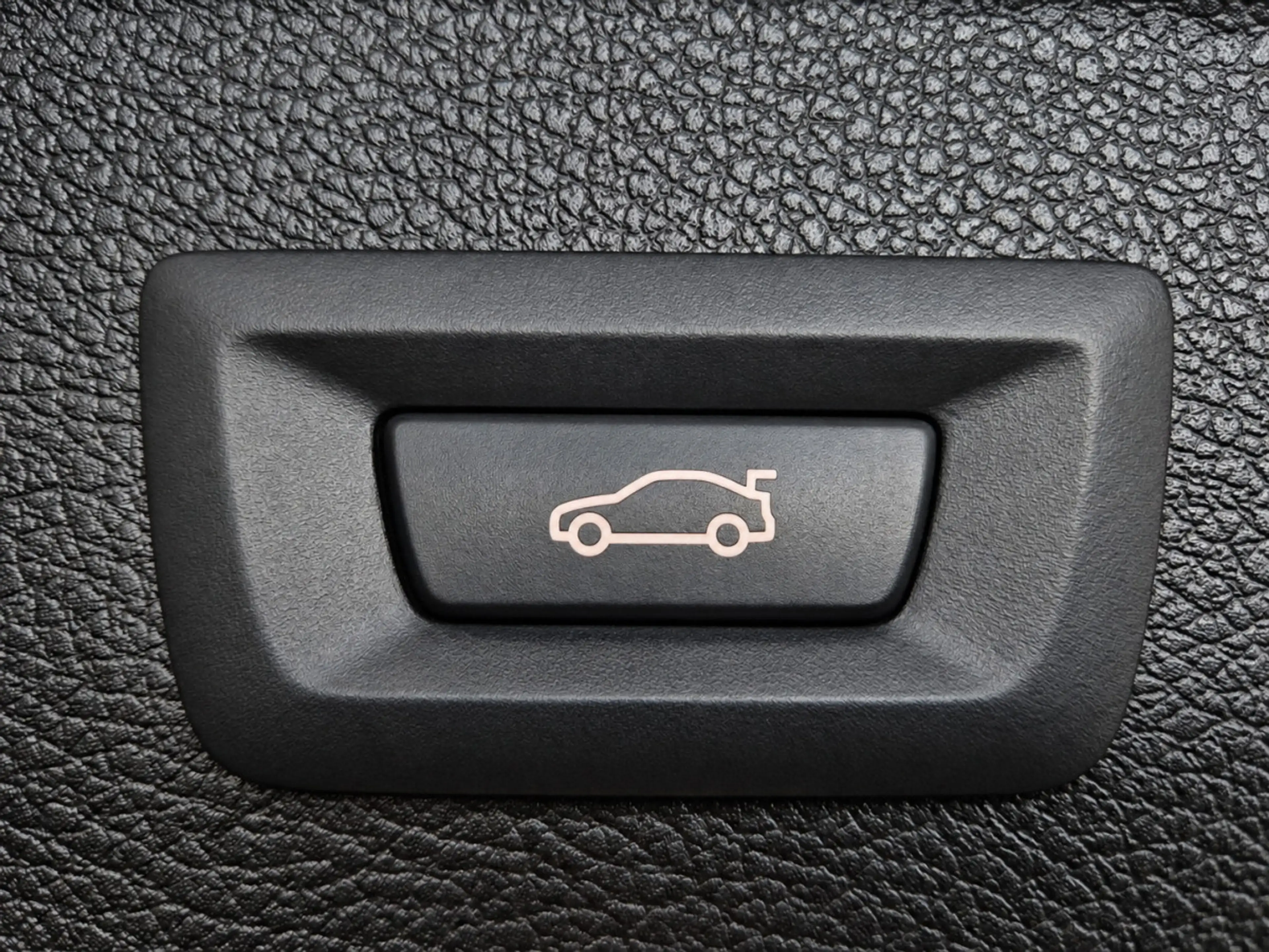BMW 225 Active Tourer XE Hybrid PLUG IN iPERFORMANCE SPORT — photo 15