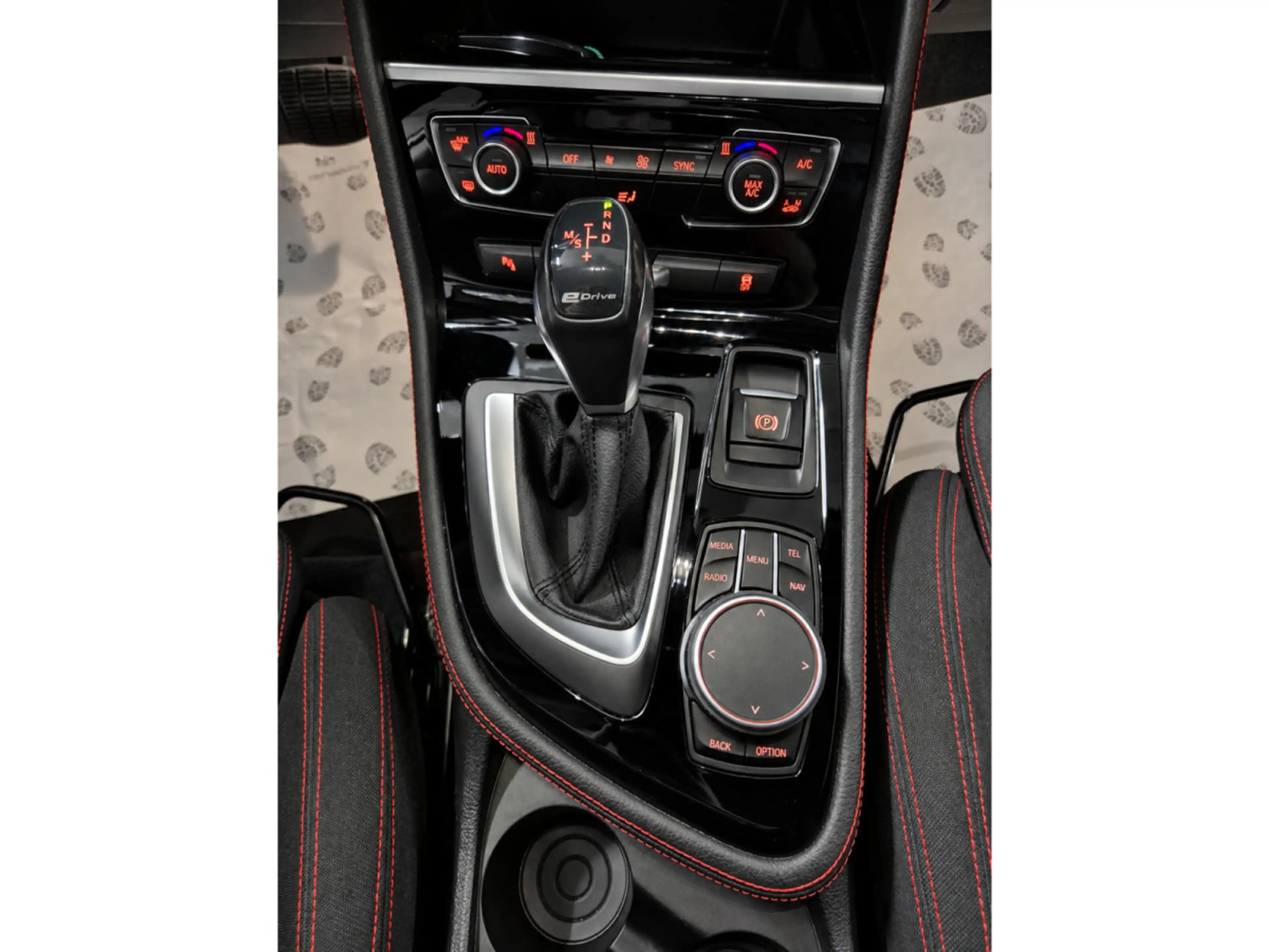 BMW 225 Active Tourer XE Hybrid PLUG IN iPERFORMANCE SPORT — photo 10