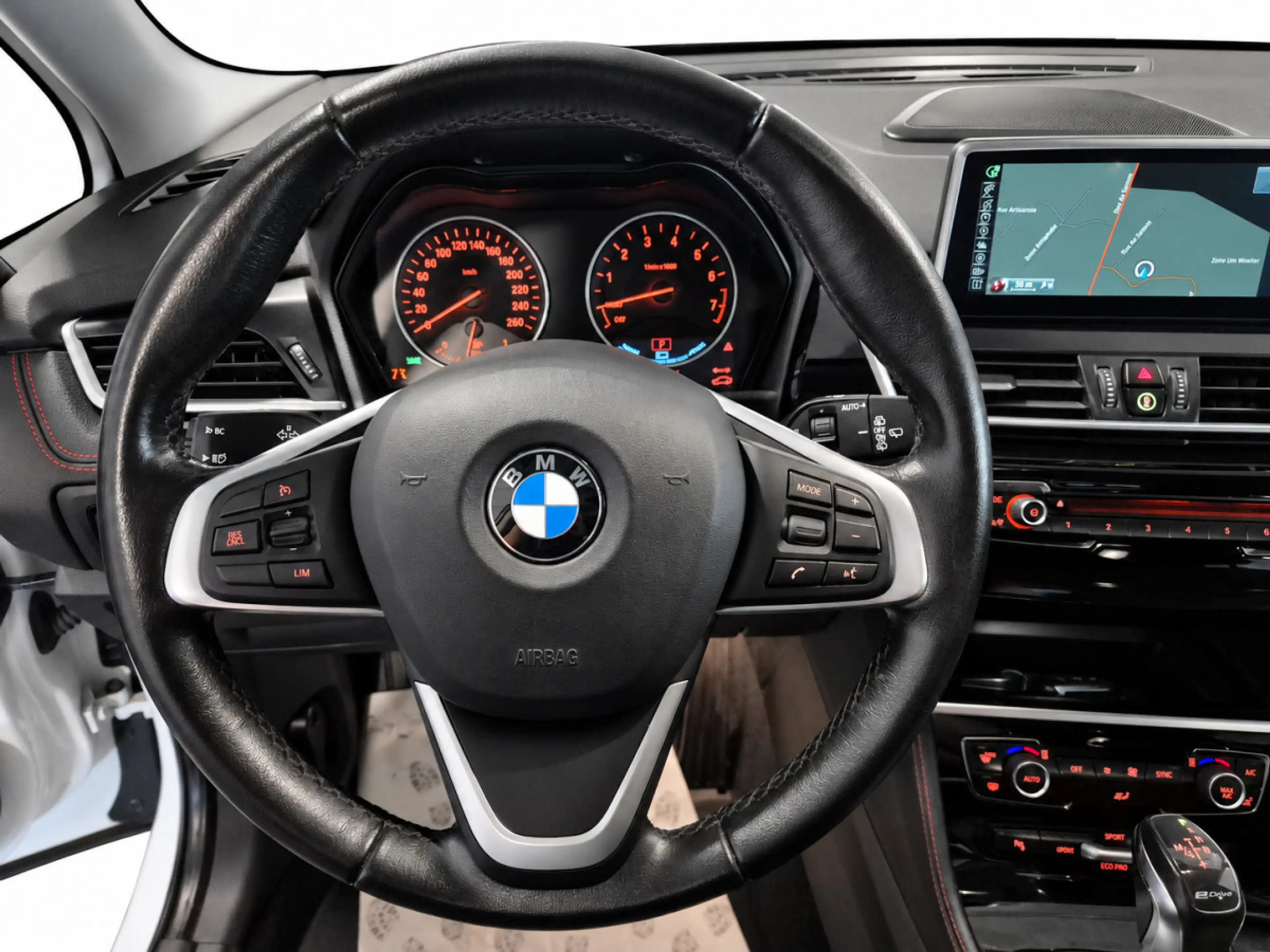 BMW 225 Active Tourer XE Hybrid PLUG IN iPERFORMANCE SPORT — photo 9