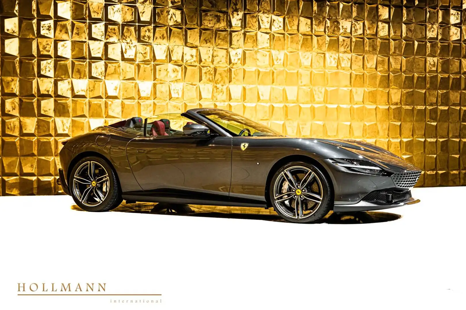 Ferrari Roma SPIDER+CARBON FIBRE+LEDS+STOCK+ siva - 2