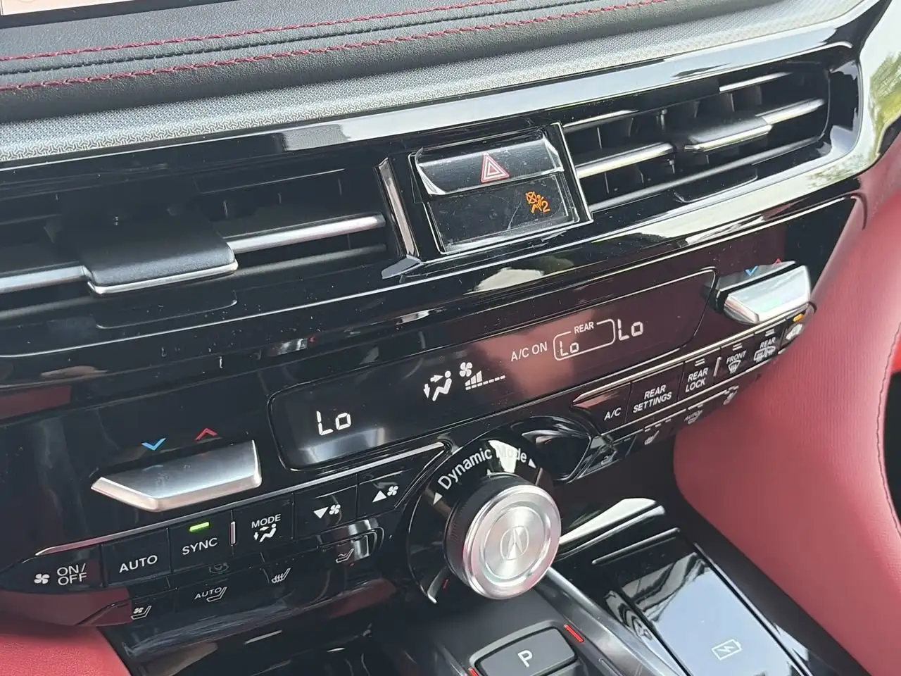 Acura MDX снимка Acura MDX