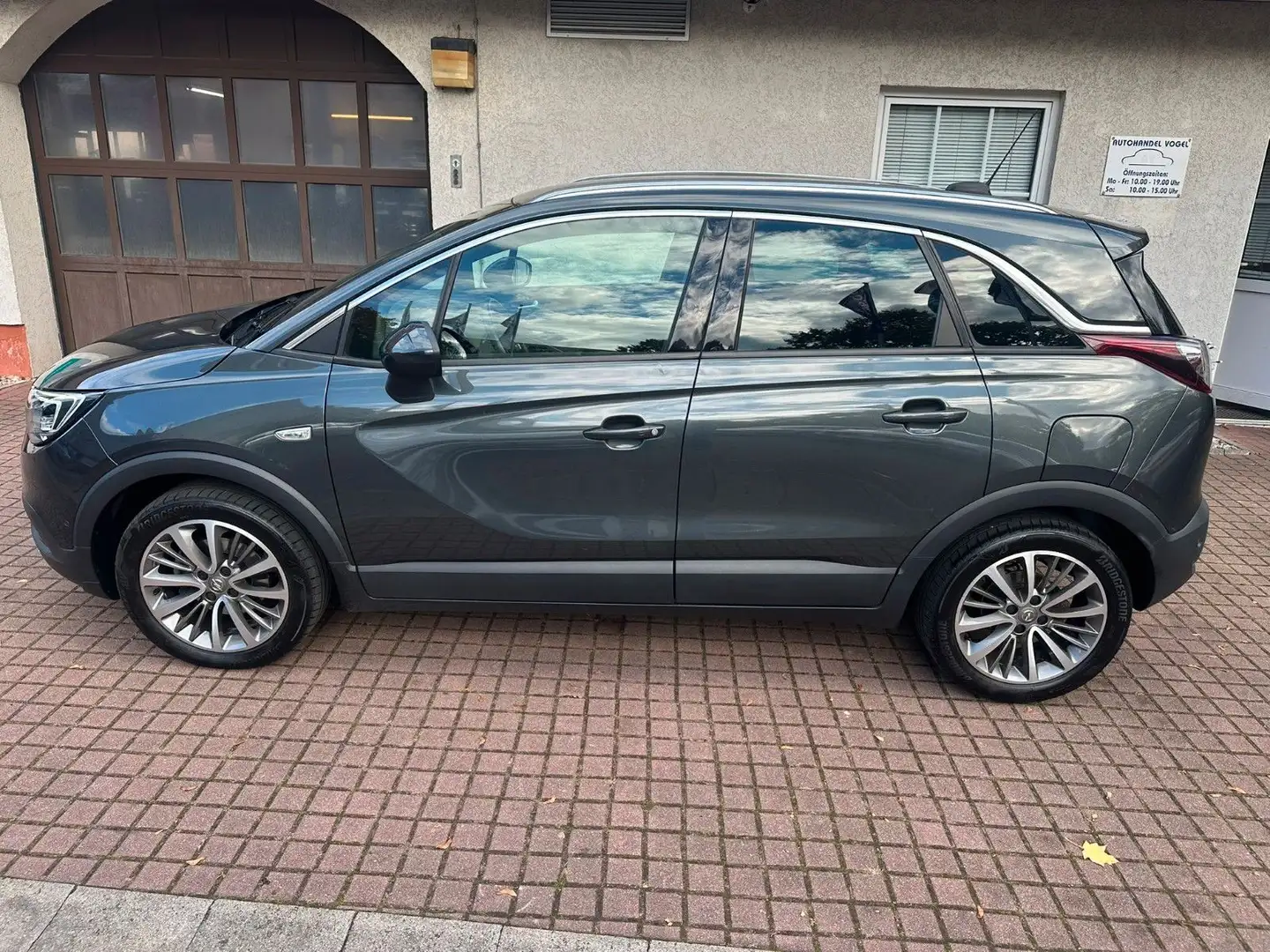 Opel Crossland X Crossland ULTIMATE*HUD*LED*SITZ+LENKHZG* Grijs - 2