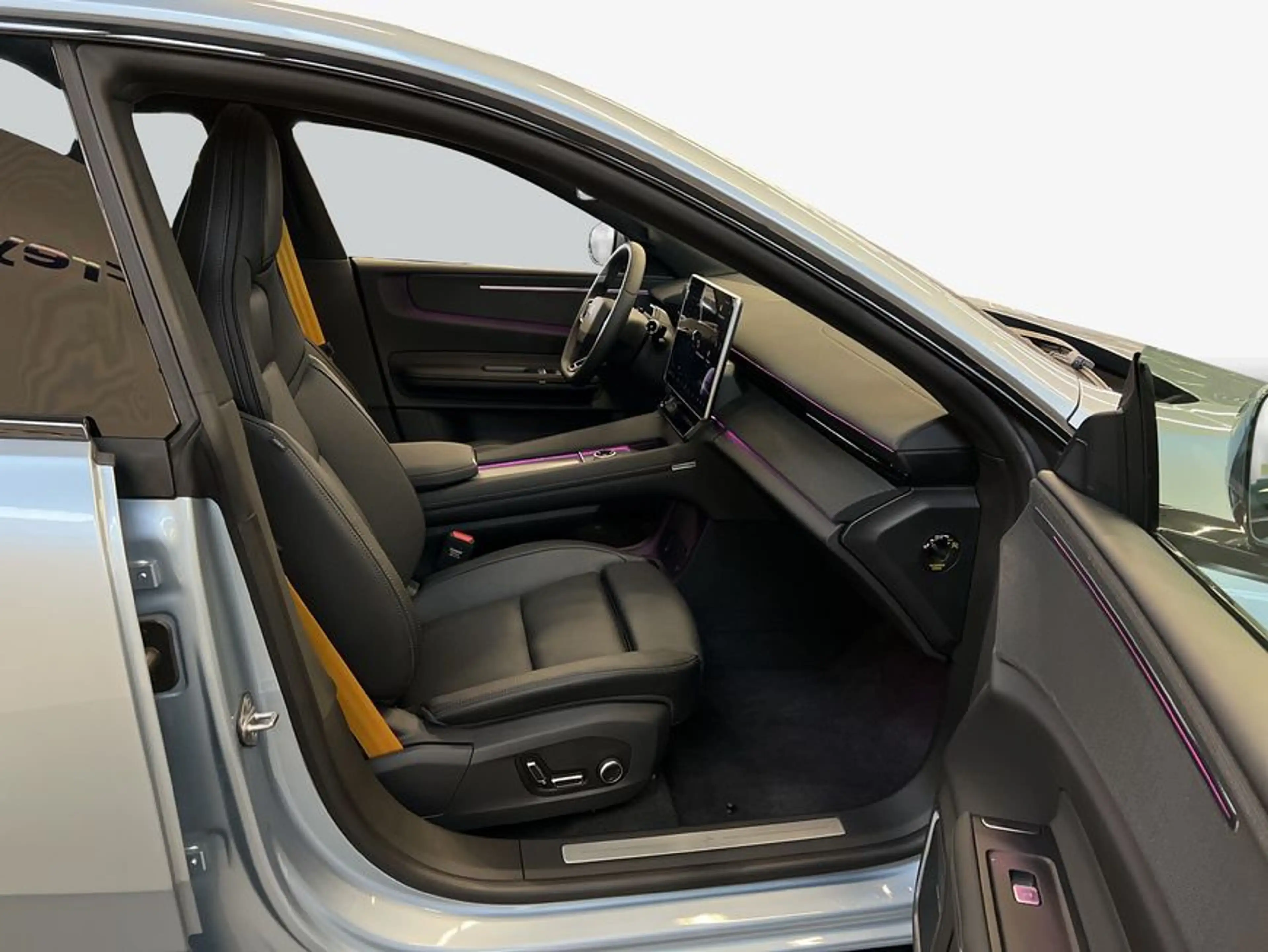 Polestar 4 Dual Motor Performance- Plus- Pilot-Paket 22'' N — photo 13