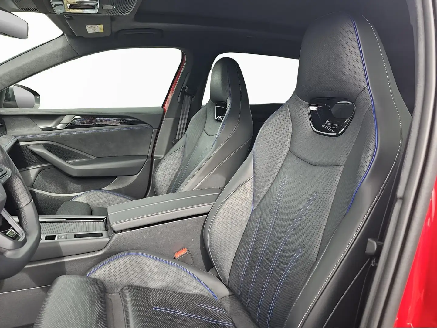 Volkswagen Passat R-Line Rot - 2
