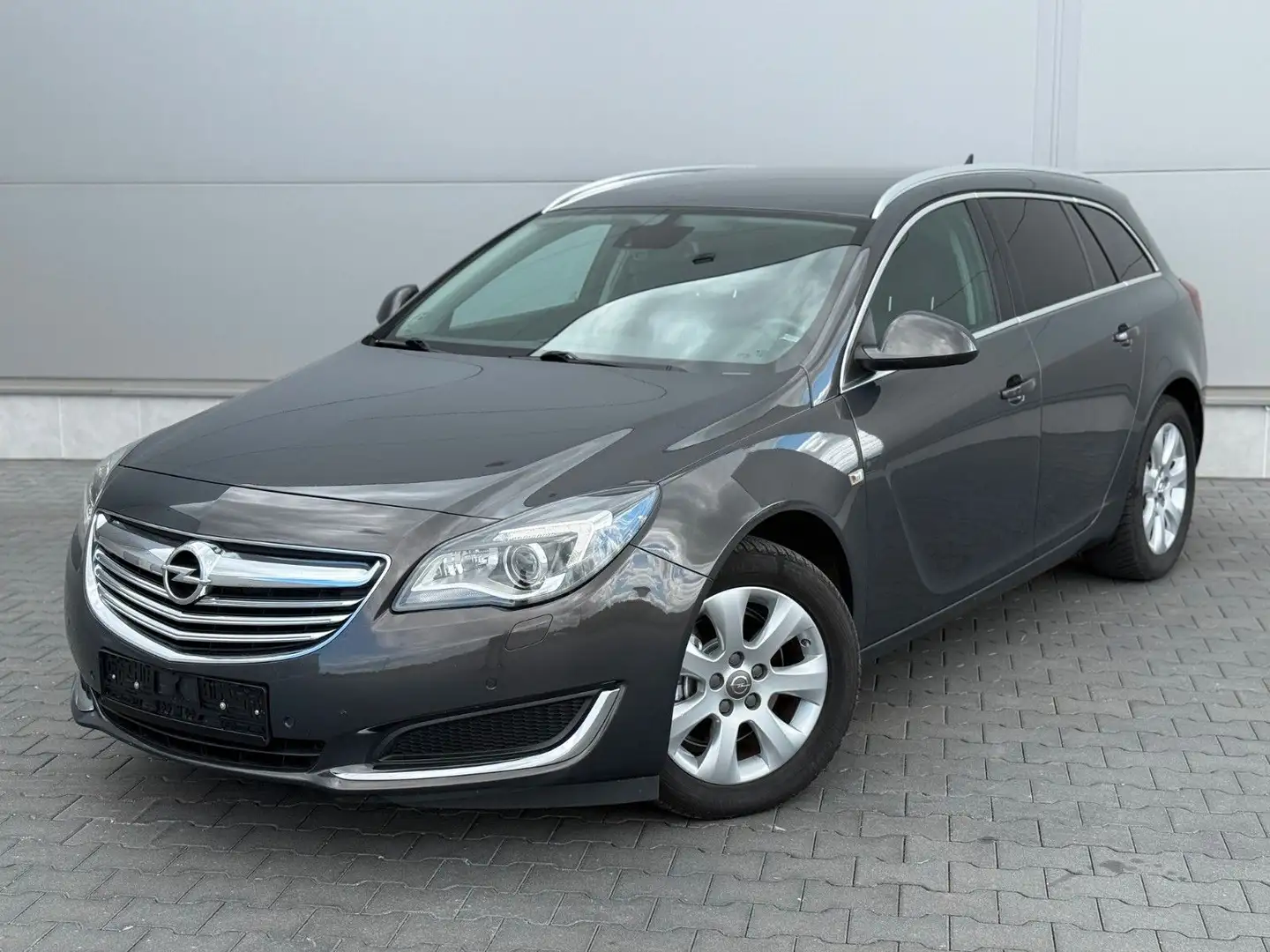 Opel Insignia Automatik NAVI KLIMA LMF SHZG ALLWETTER Grau - 1