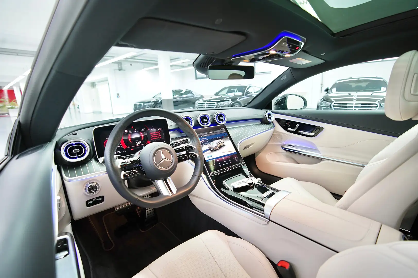 Mercedes-Benz CLE 200 CLE 200 AMG Line Advanced Plus / PANORAMADACH Blanc - 1