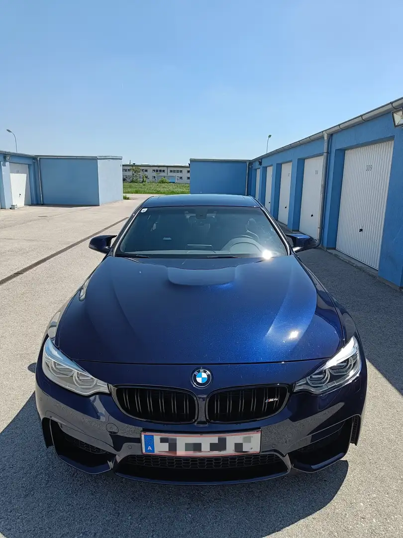 BMW M4 Coupe Blau - 2