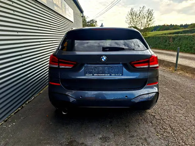 BMW X1 view 9