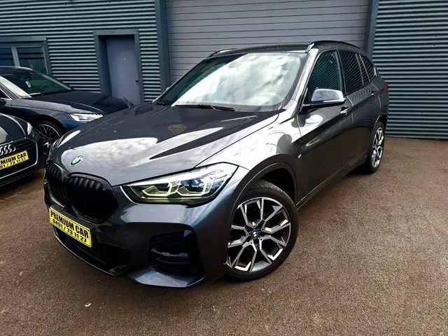 BMW X1 view 2