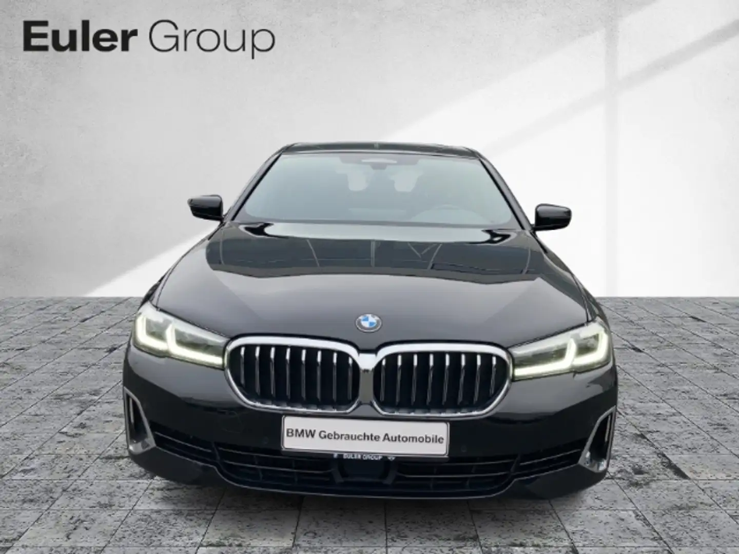 BMW 530 d xDrive Limousine StandHZG Navi Memory Leder Digi Schwarz - 2