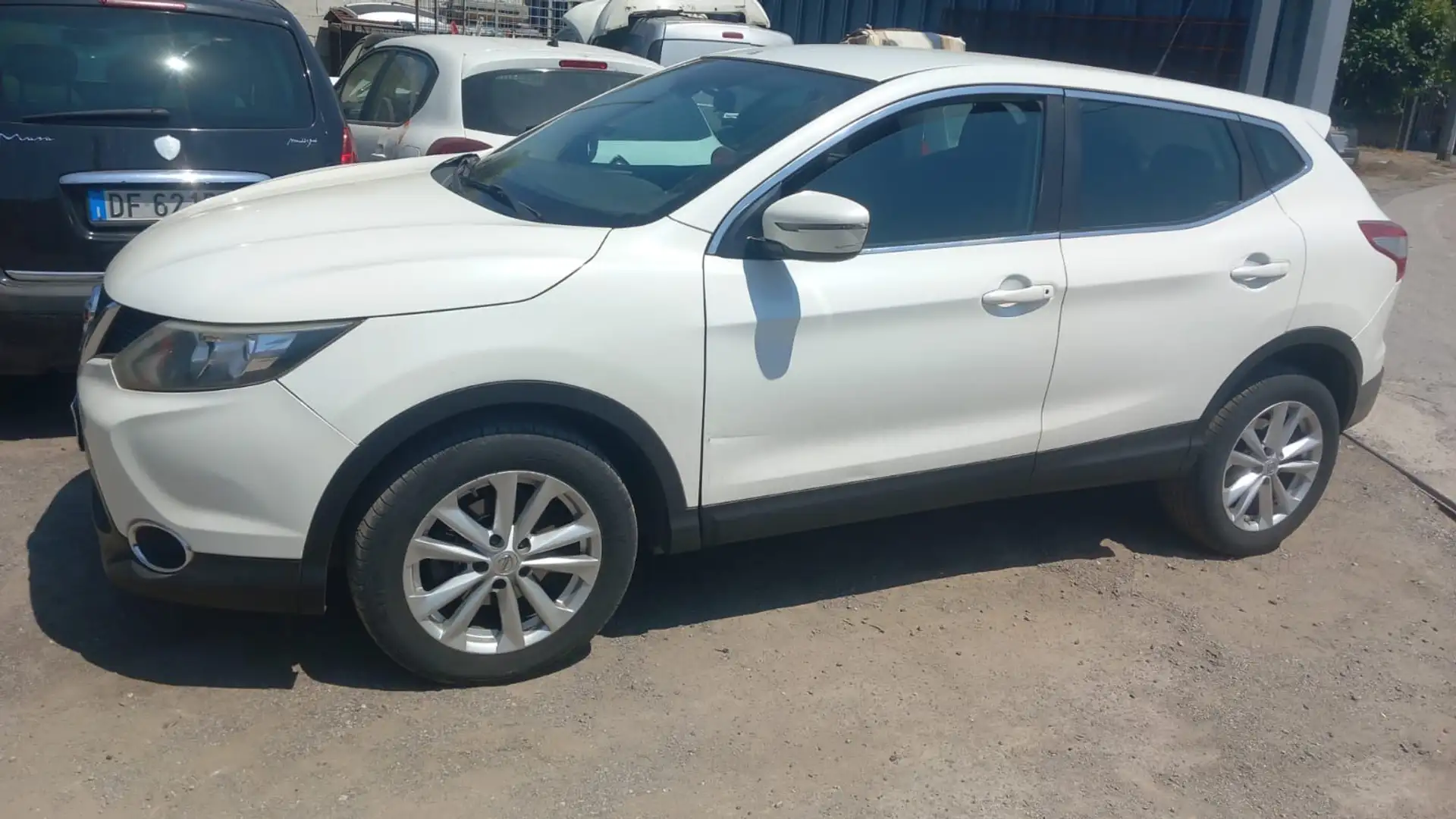 Nissan Qashqai 1.5 dci Tekna 110cv - 1