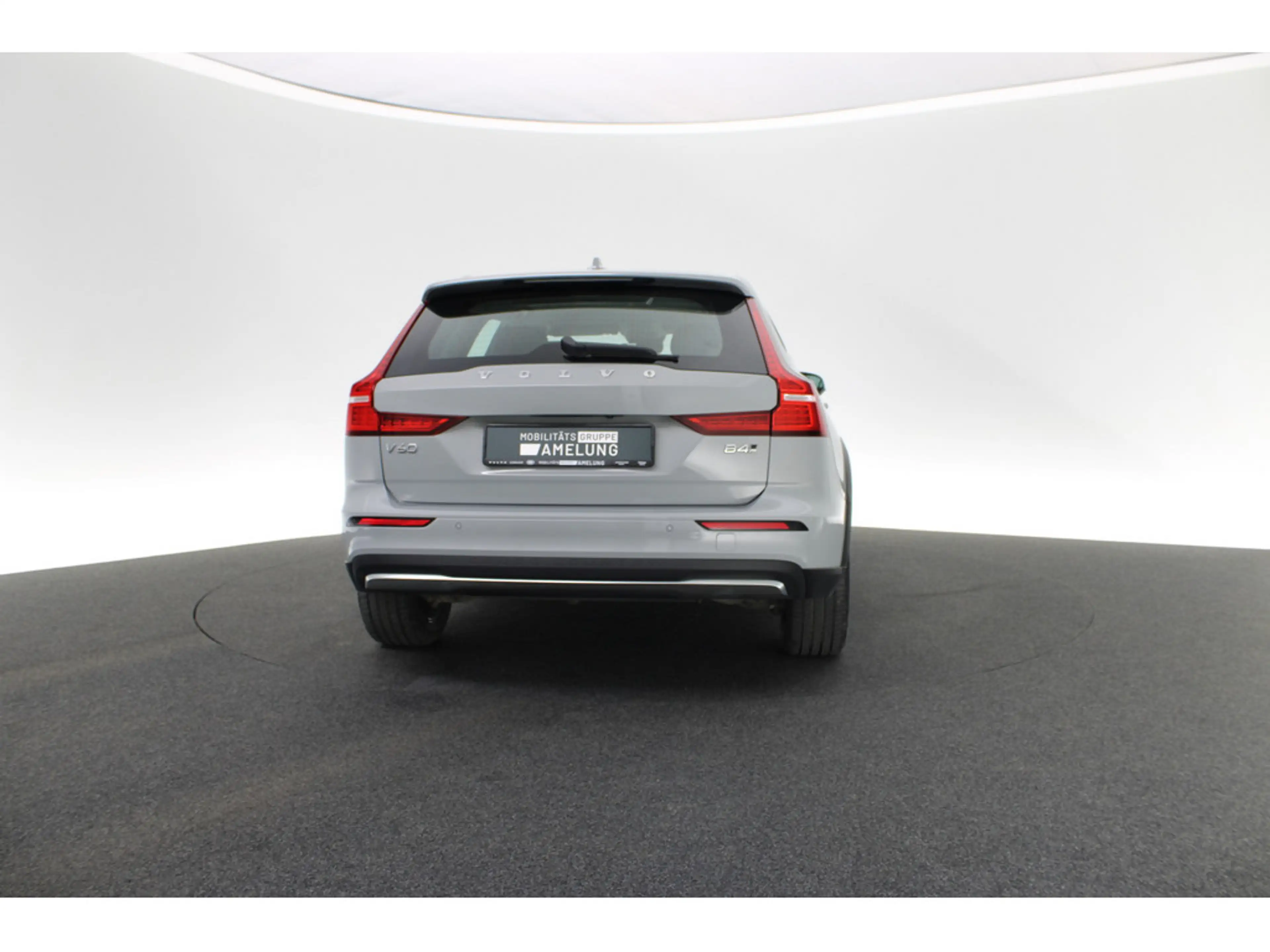 Volvo V60 Cross Country 2.0 Plus AWD LEDER KAMERA — photo 5