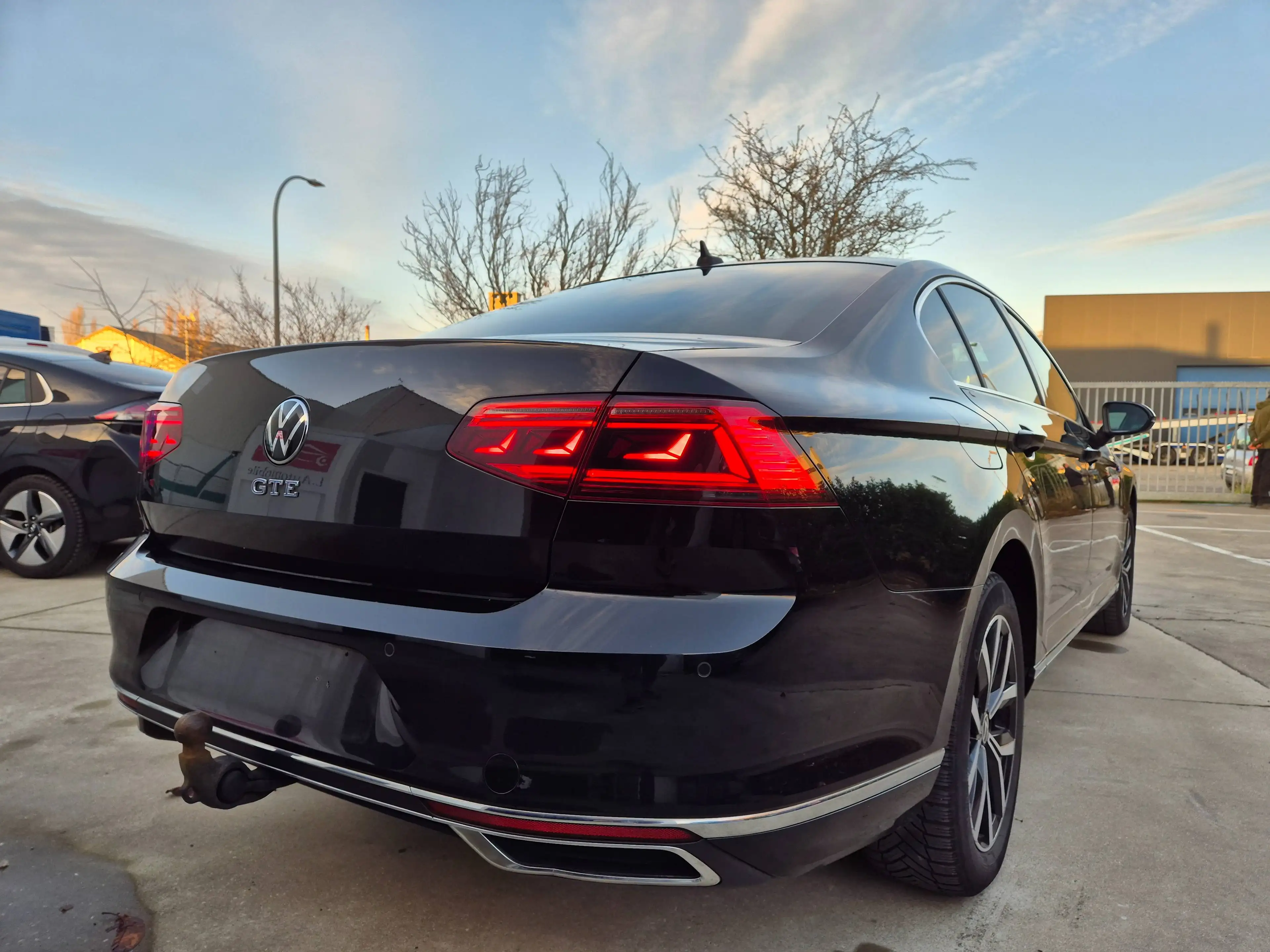 Volkswagen Passat GTE 1.4 TSI // PHEV HYBRID // DSG // FULL ! — photo 10