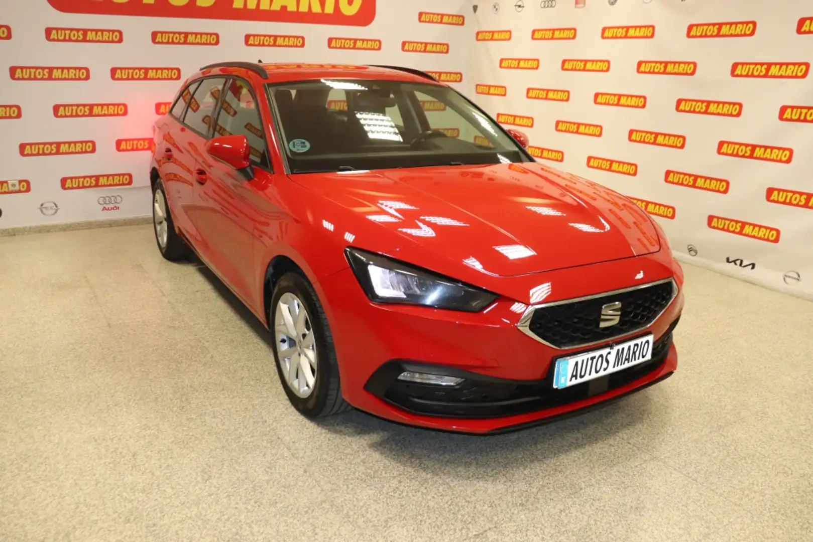 SEAT Leon ST 2.0TDI CR S&S Style 115 Rot - 2