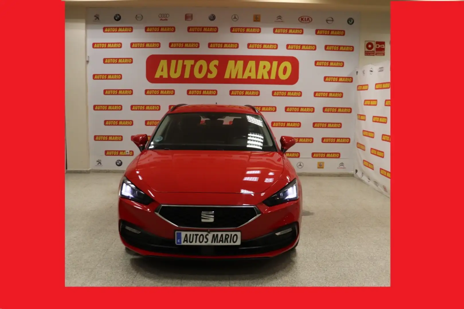 SEAT Leon ST 2.0TDI CR S&S Style 115 Rot - 1
