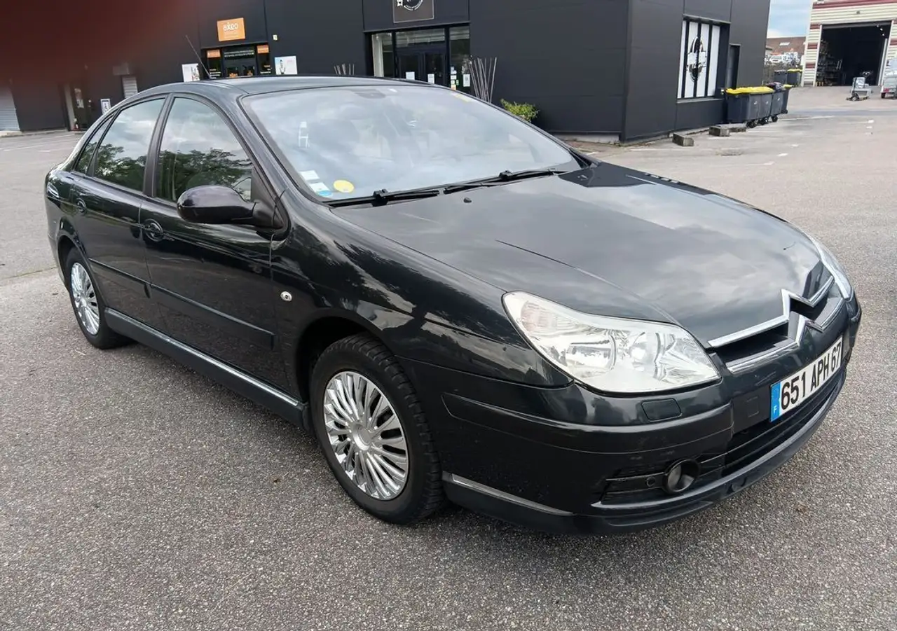 Citroen C5 Belle 2li boite auto 2005 exclusive etat
