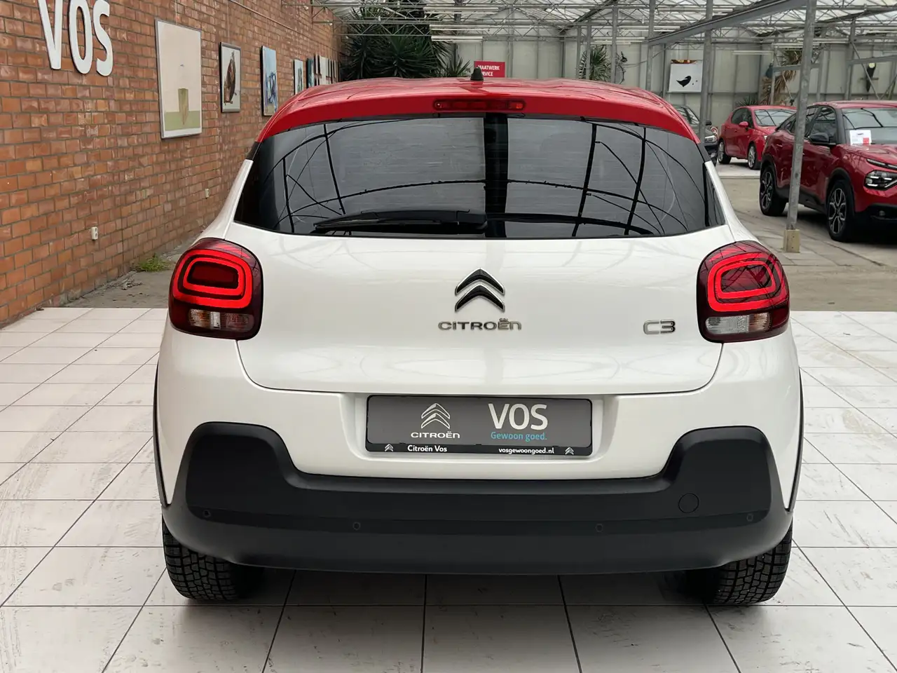 Citroen C3 PureTech 83 So Red | Parkeersensoren achter | Carp 18