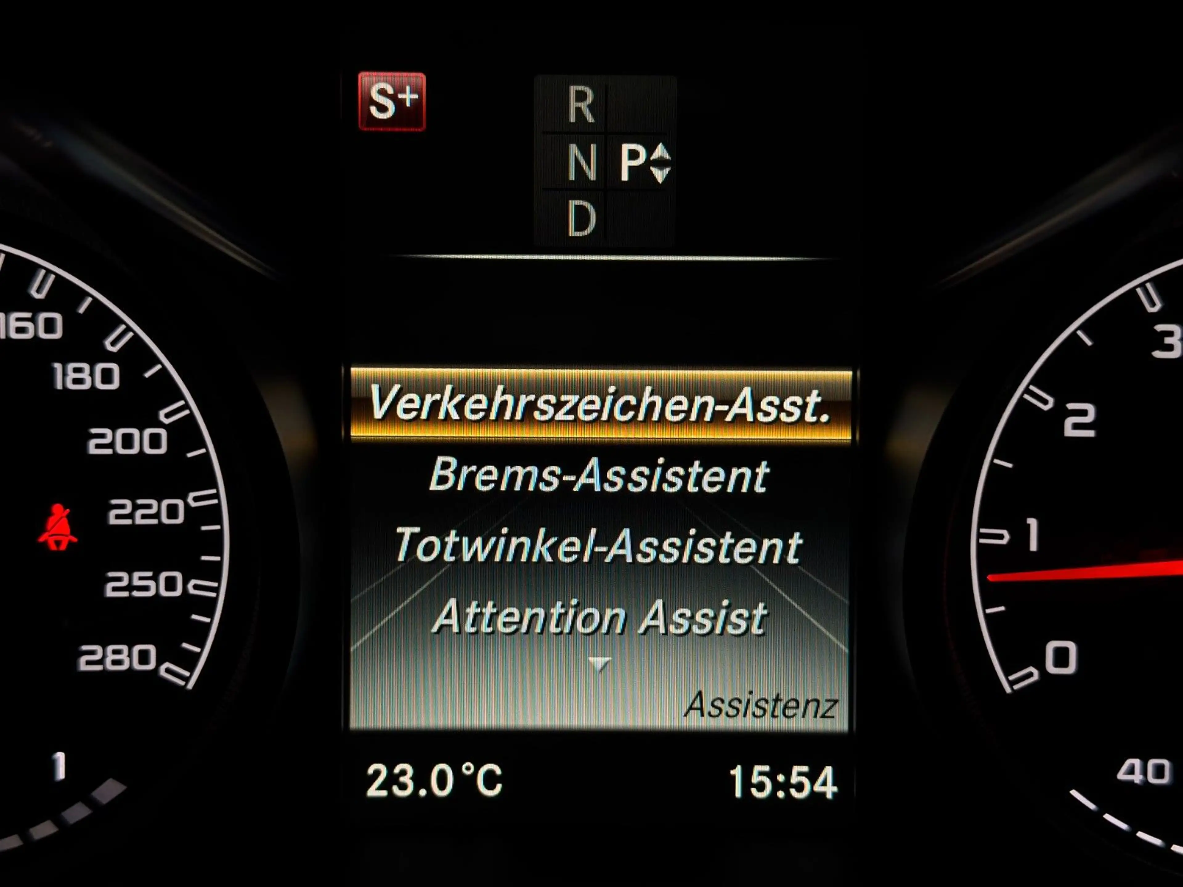 Mercedes-Benz GLC 43 AMG GLC43 AMG/4Matic/PANO/360*/TOTW/STHZ/AHK/ — photo 11